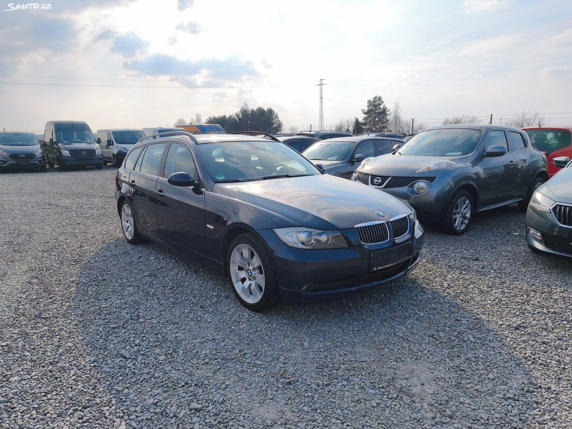 BMW Řada 3, 325Xi Mauál, Výhřevy, Panorama - fotka 2