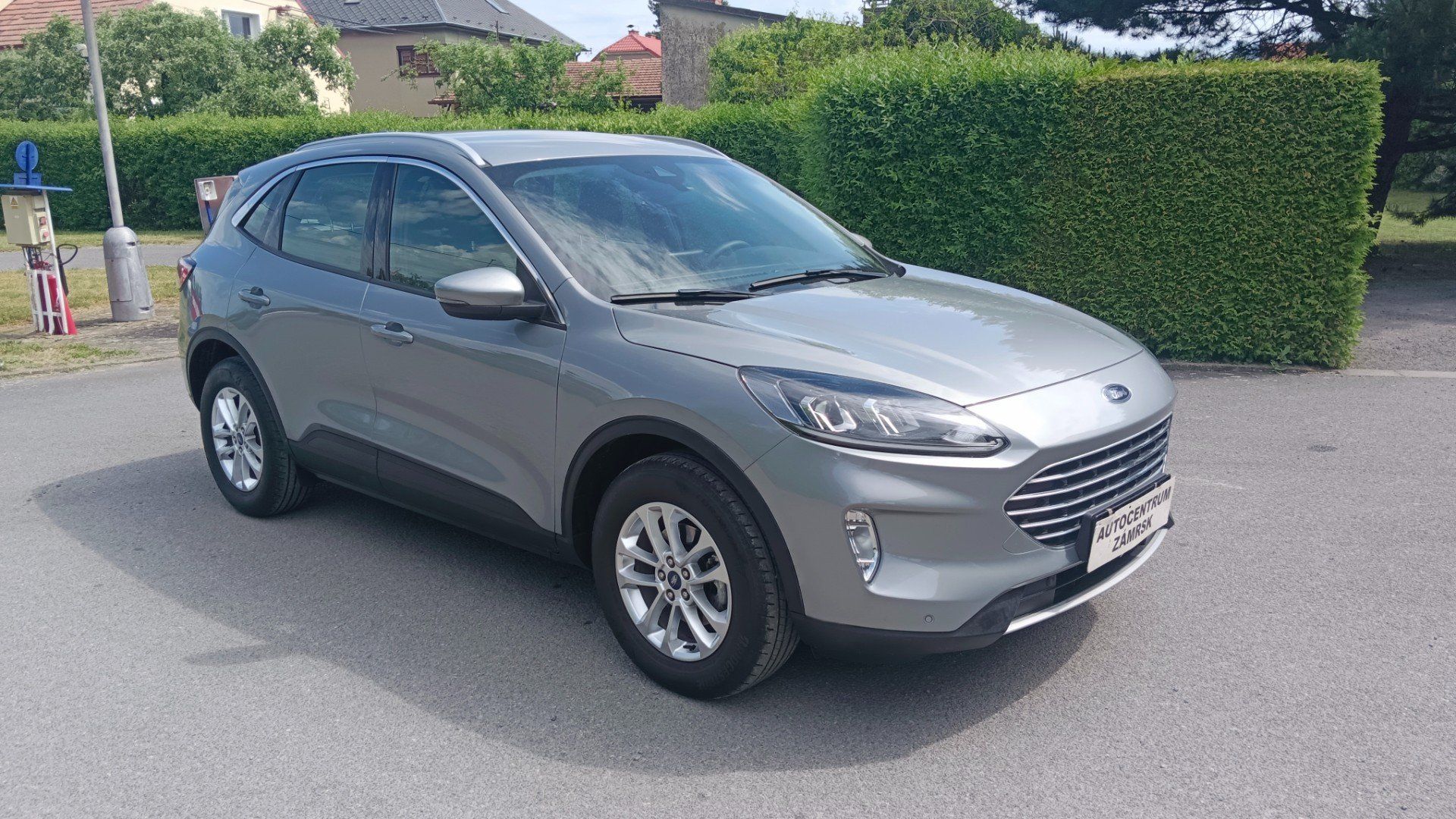 Ford Kuga, 1.5 I 88KW - fotka 2