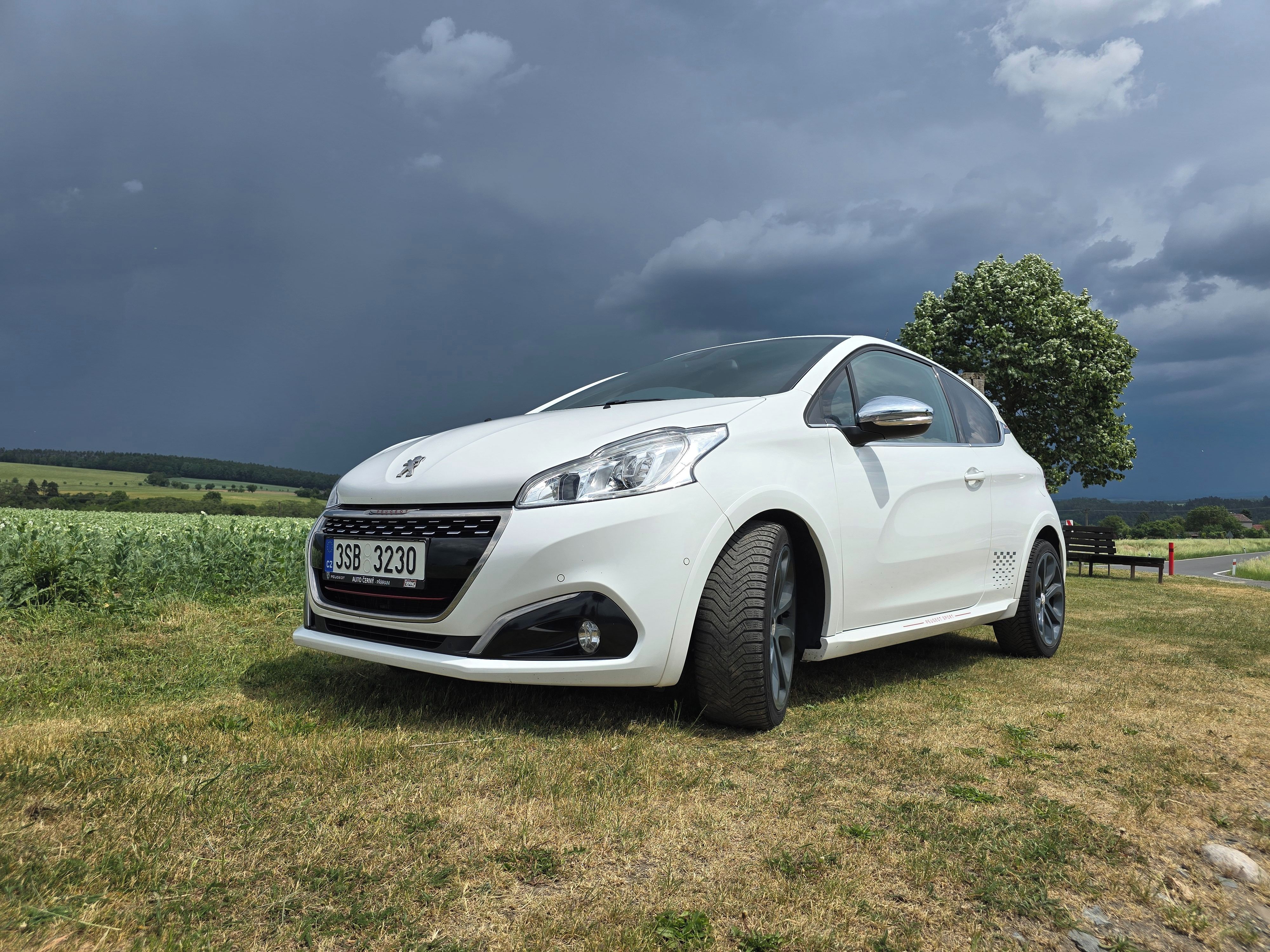Peugeot 208, 208 GTi