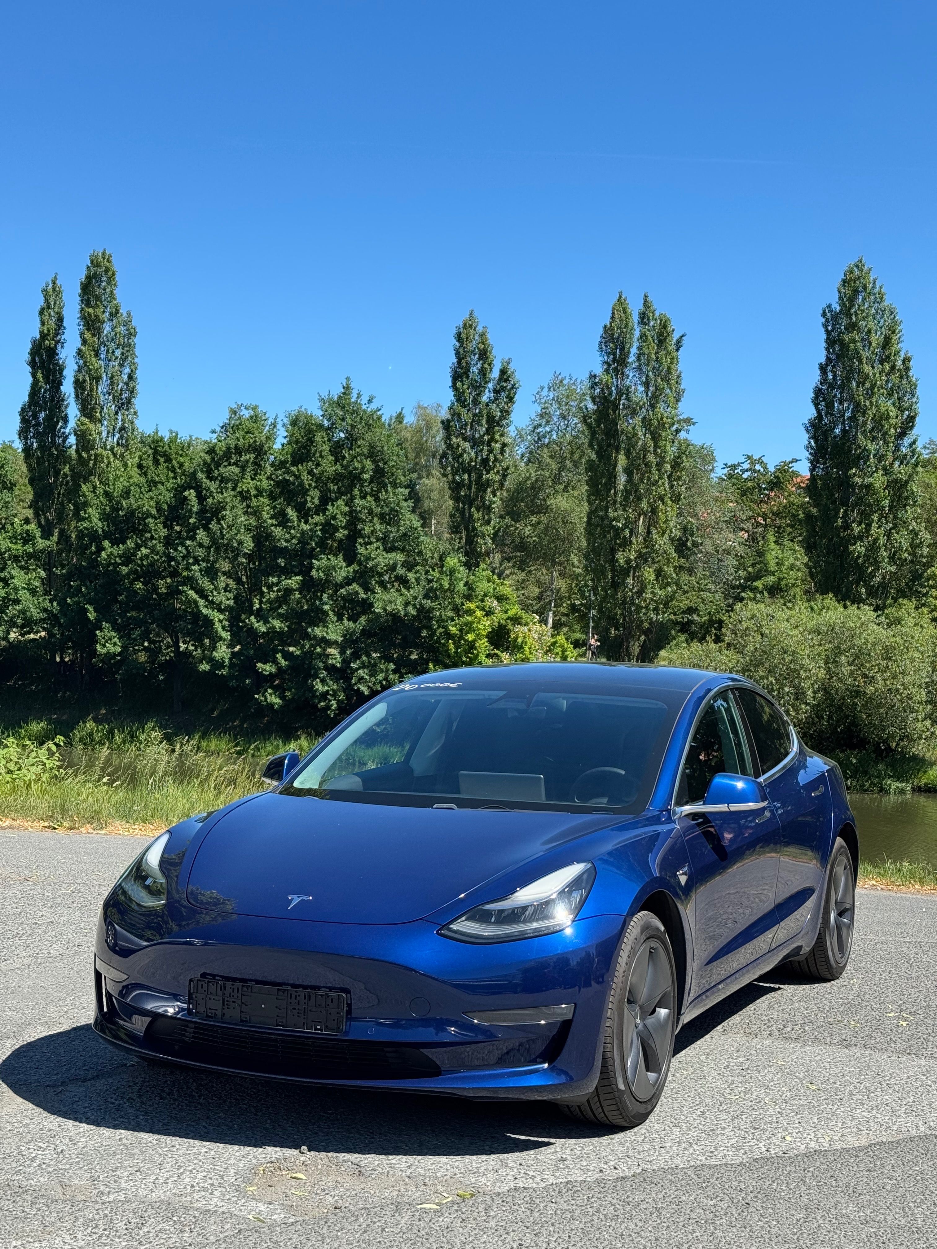 Tesla Model 3, Tesla 3 SR+