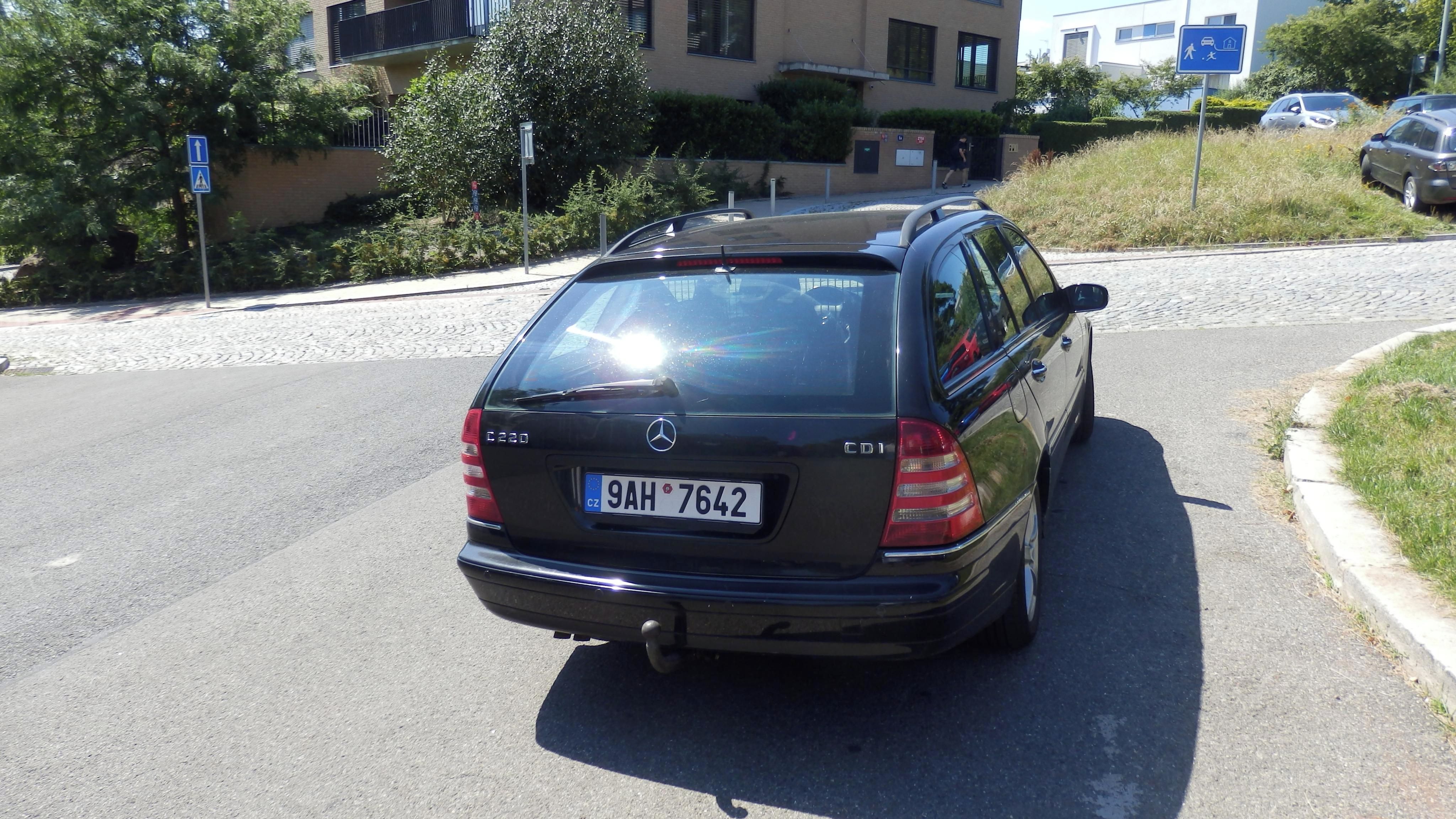 Mercedes-Benz Třídy C - fotka 6