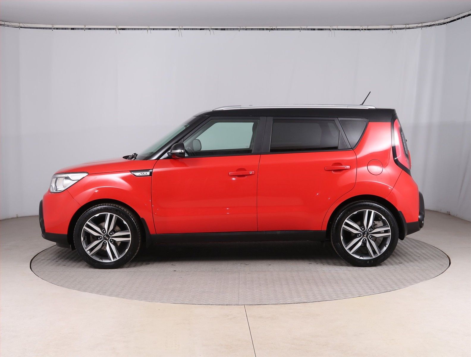 Kia Soul, 1.6 CRDI, Automatická klima - fotka 3