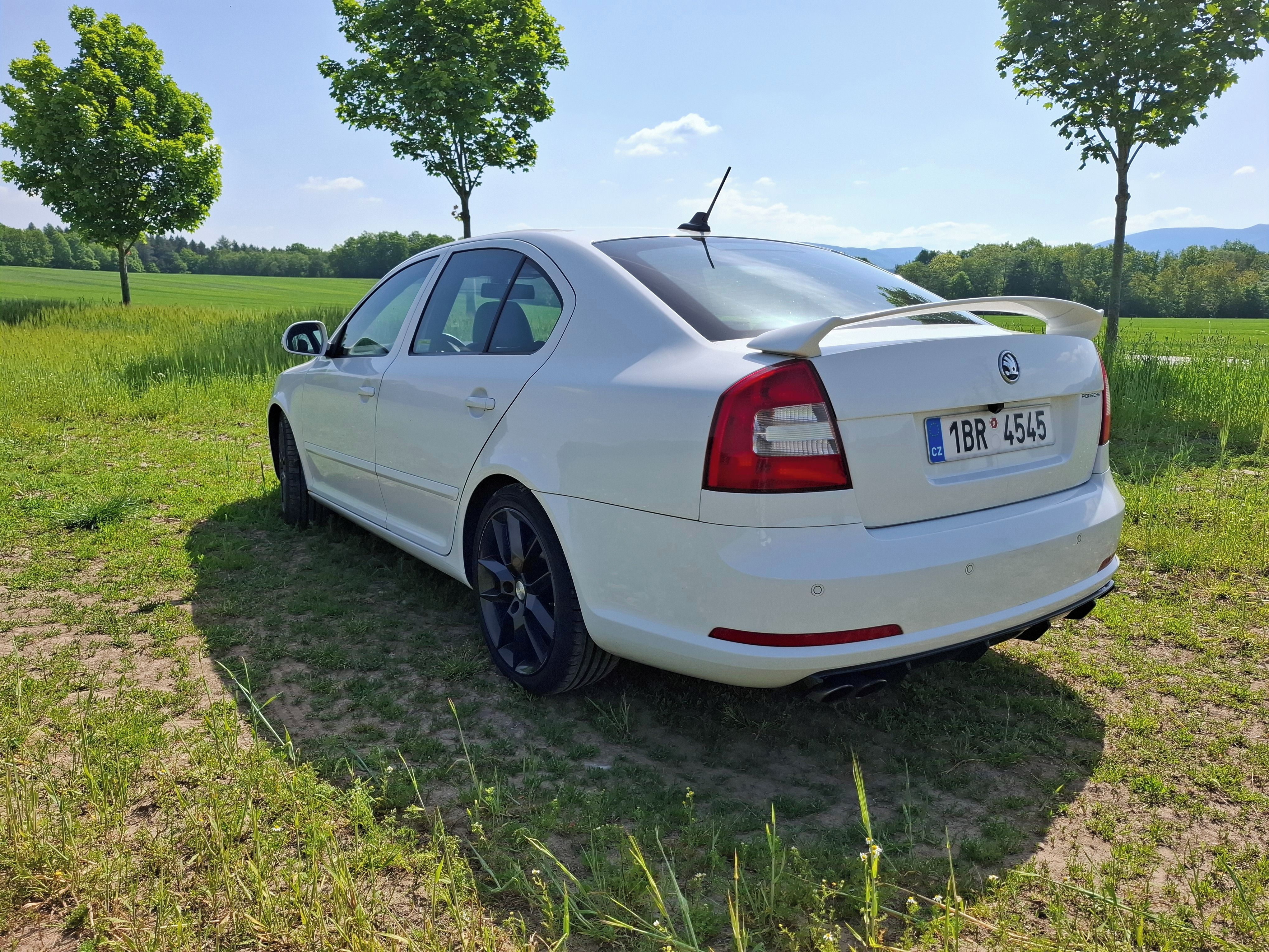 Škoda Octavia, 1.9 TDI, RS po facelift - fotka 3
