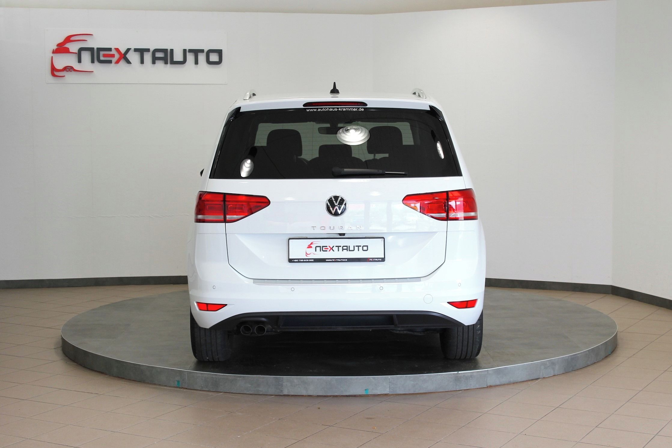 Volkswagen Touran, 2.0 TDI 110 kW DSG, HIGHLINE - fotka 4