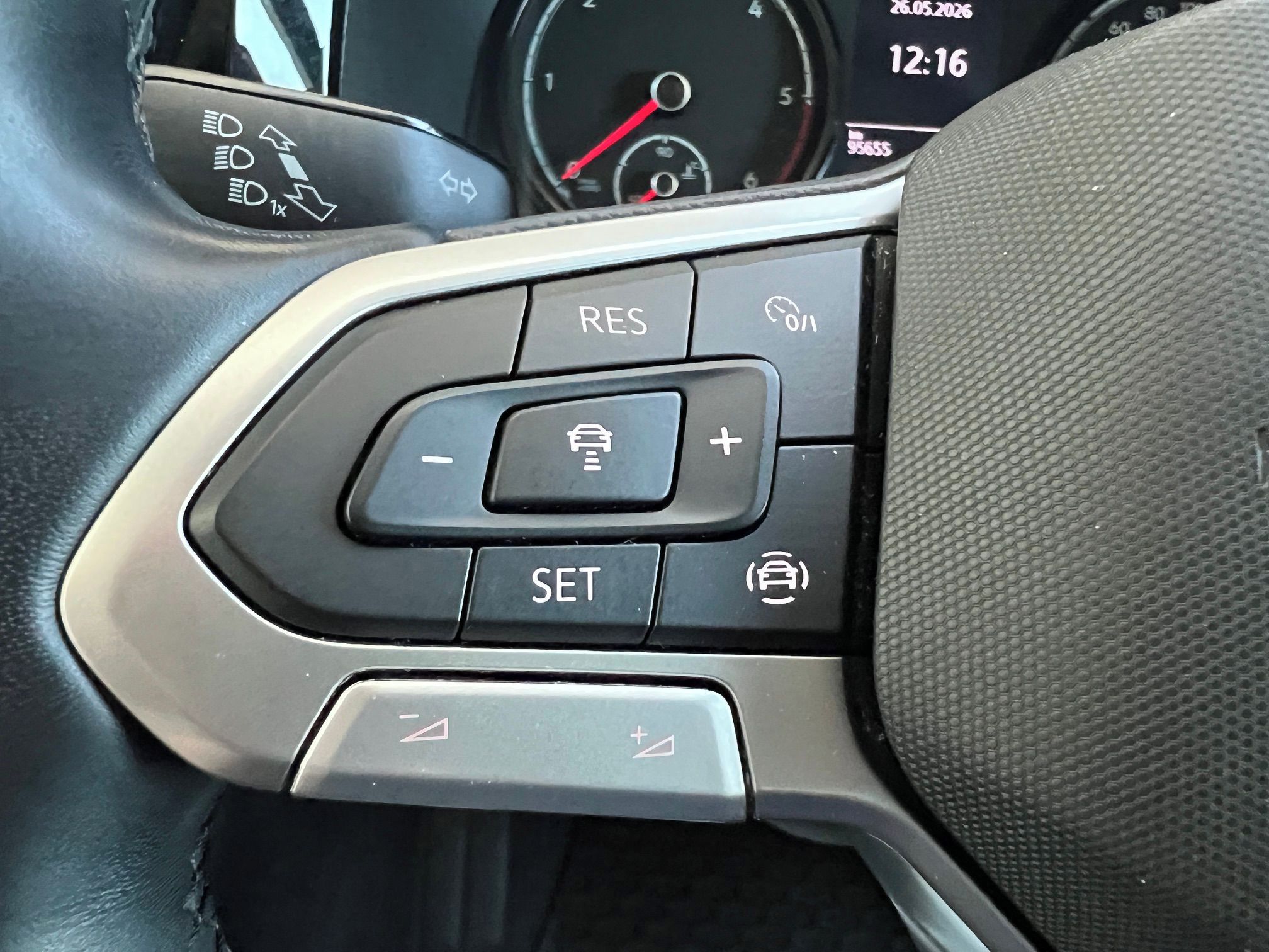 Volkswagen Multivan, Trendline 2,0TDI 110kW DSG Taž - fotka 6