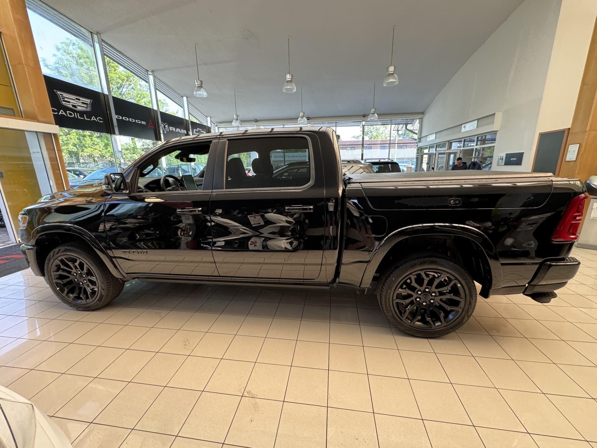 RAM 1500, Limited 3,0 I6 550HP - fotka 2