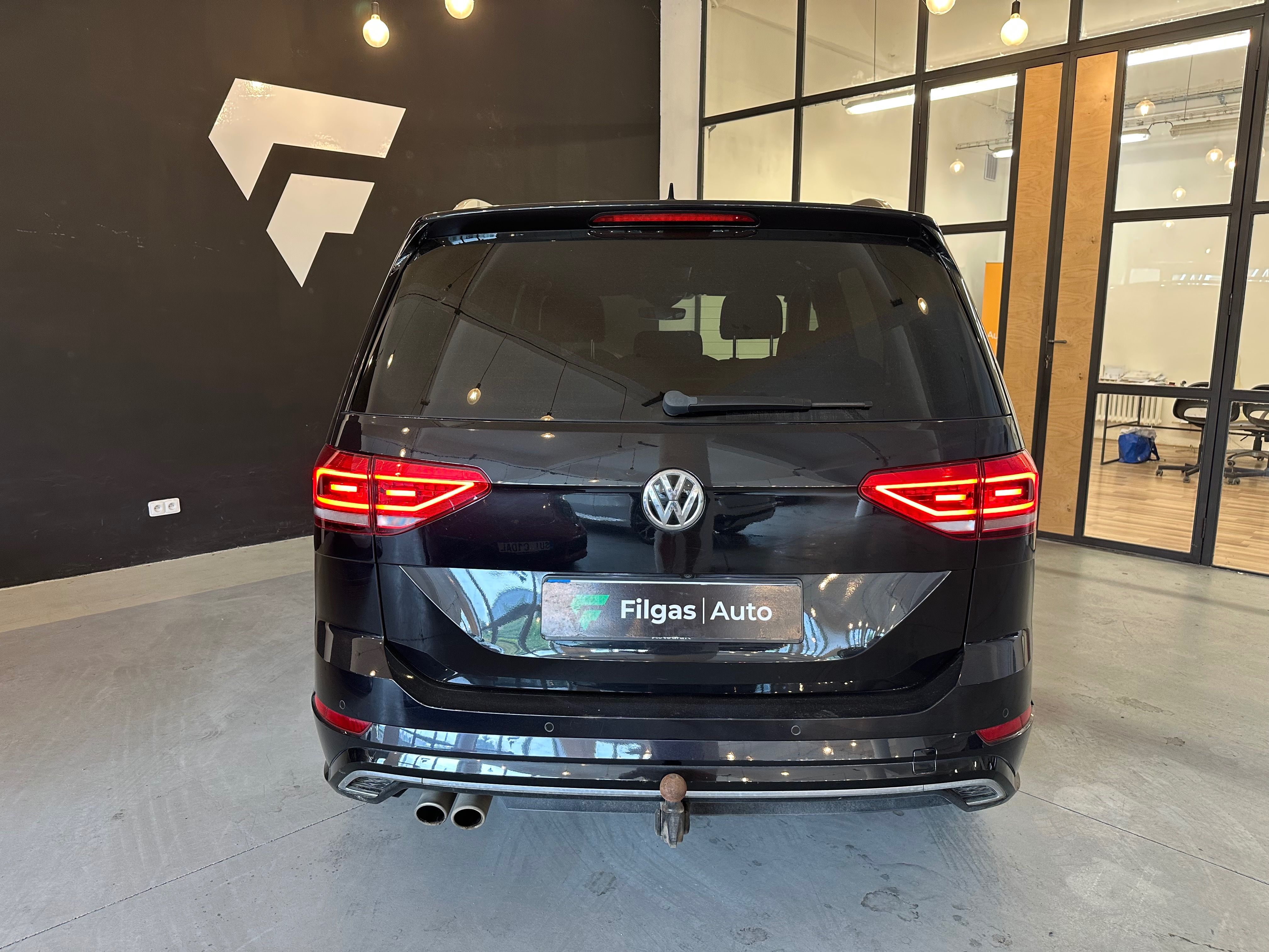 Volkswagen Touran, R-LINE 2.0TDI 110KW DSG WEBAST - fotka 6