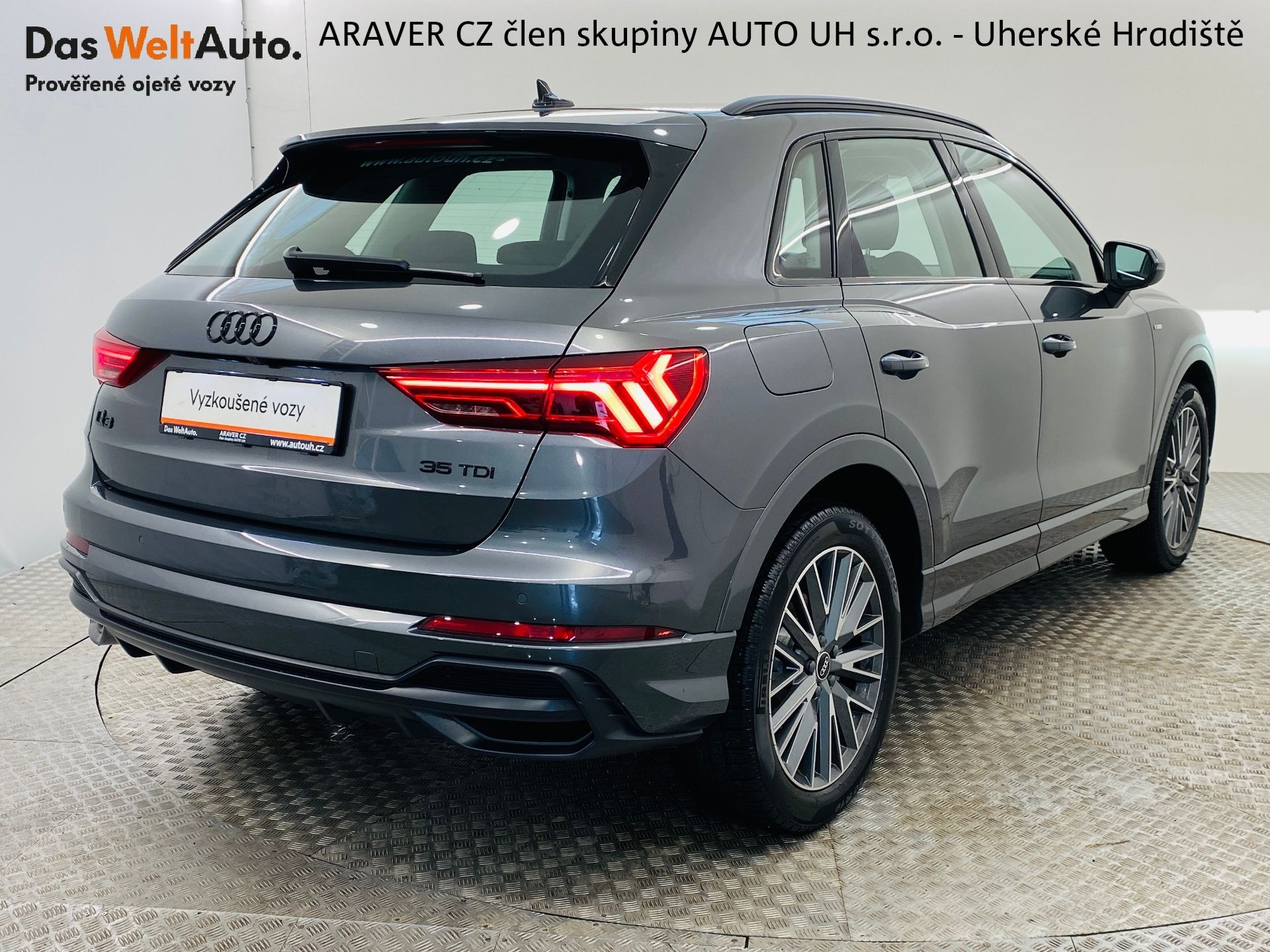 Audi Q3, S-LINE 35 TDI 110 KW - fotka 2