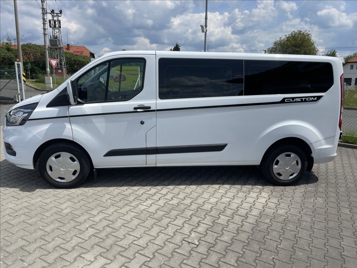 Ford Transit Custom, 2,0 TDCI Blue HYBRID DPH L2 9 - fotka 4