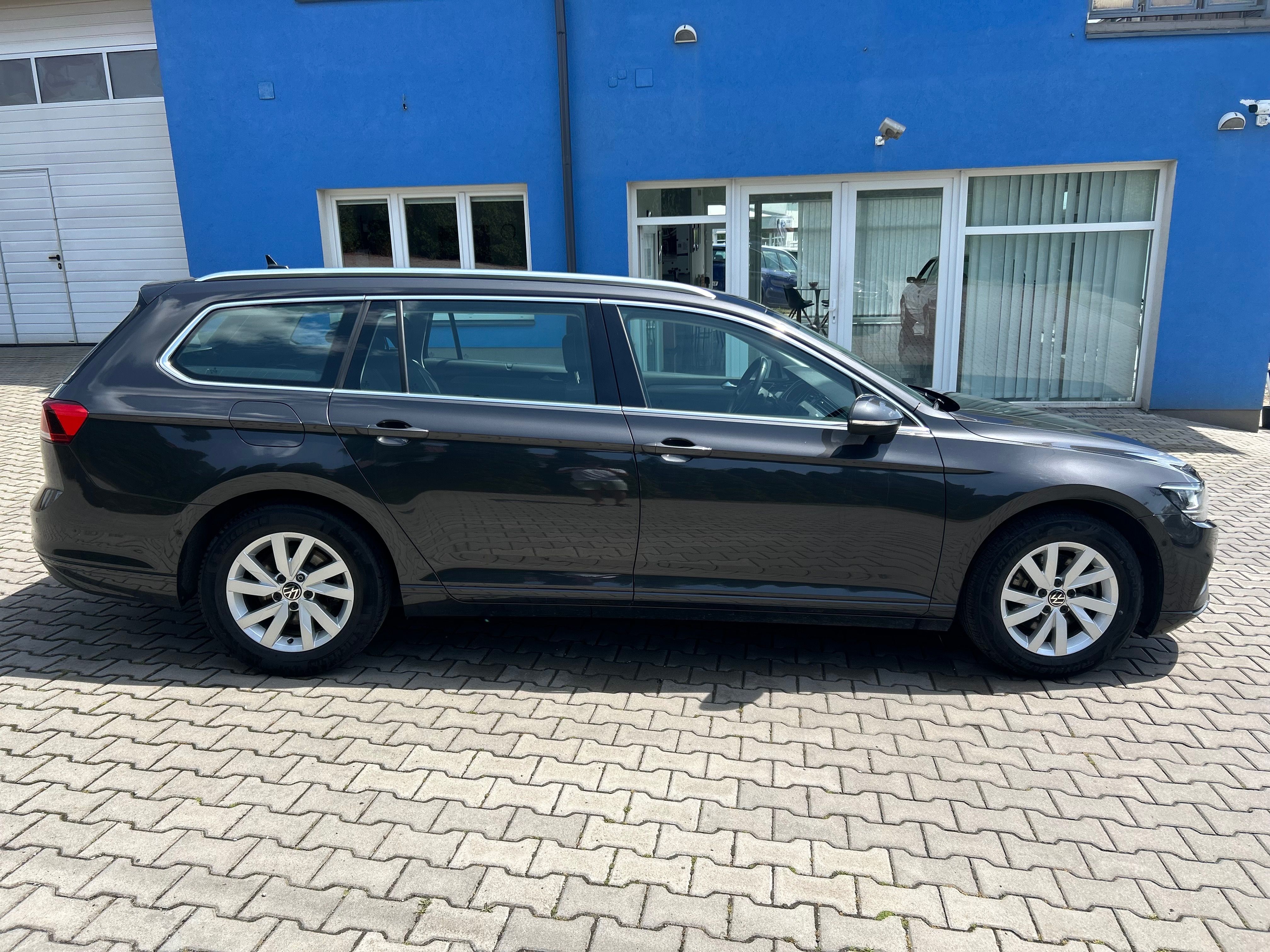 Volkswagen Passat, 2.0 TDi Business DSG - fotka 4