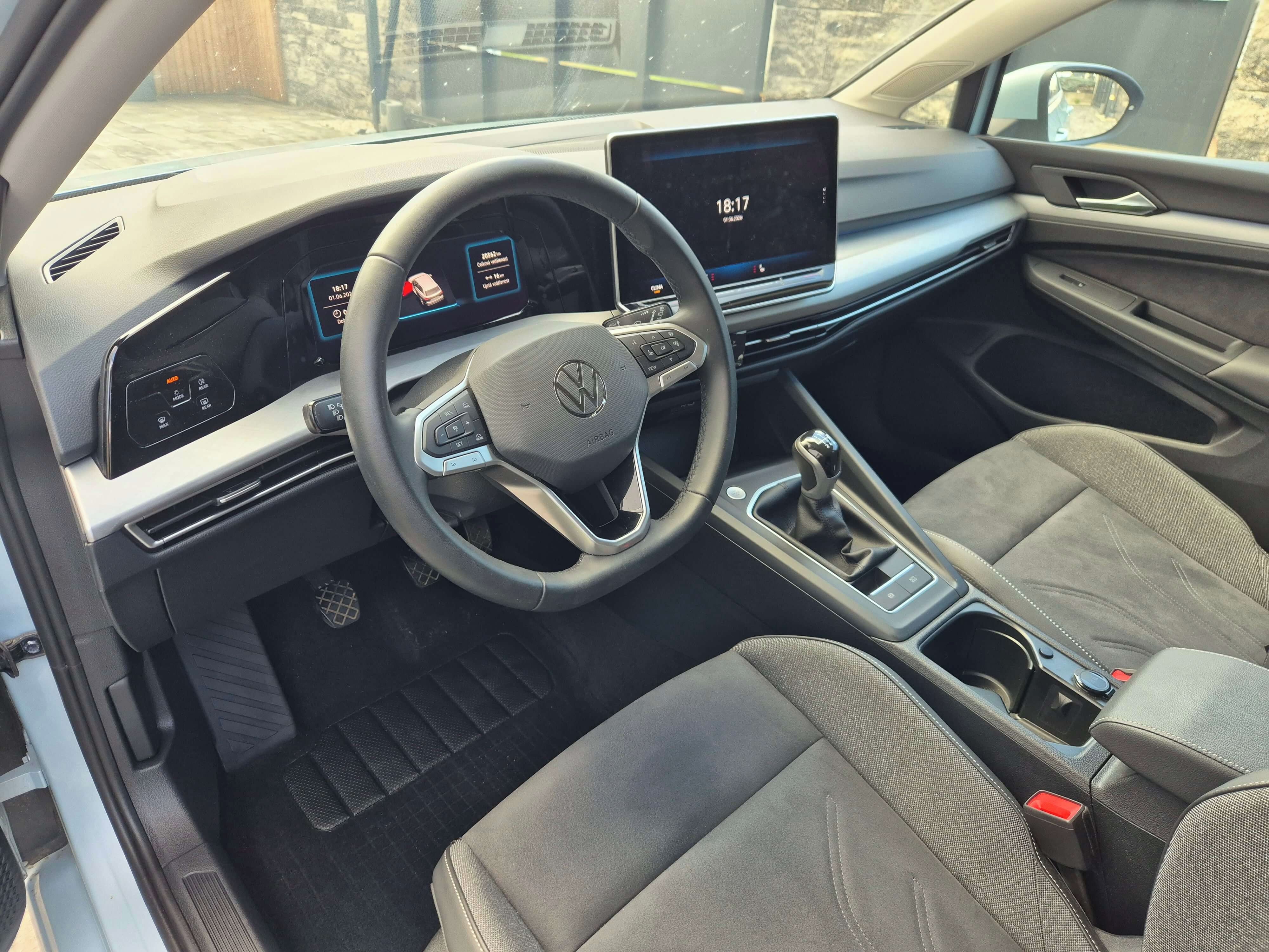 Volkswagen Golf, 1.5tsi 85kw, LIFE, ČR, záruka - fotka 5
