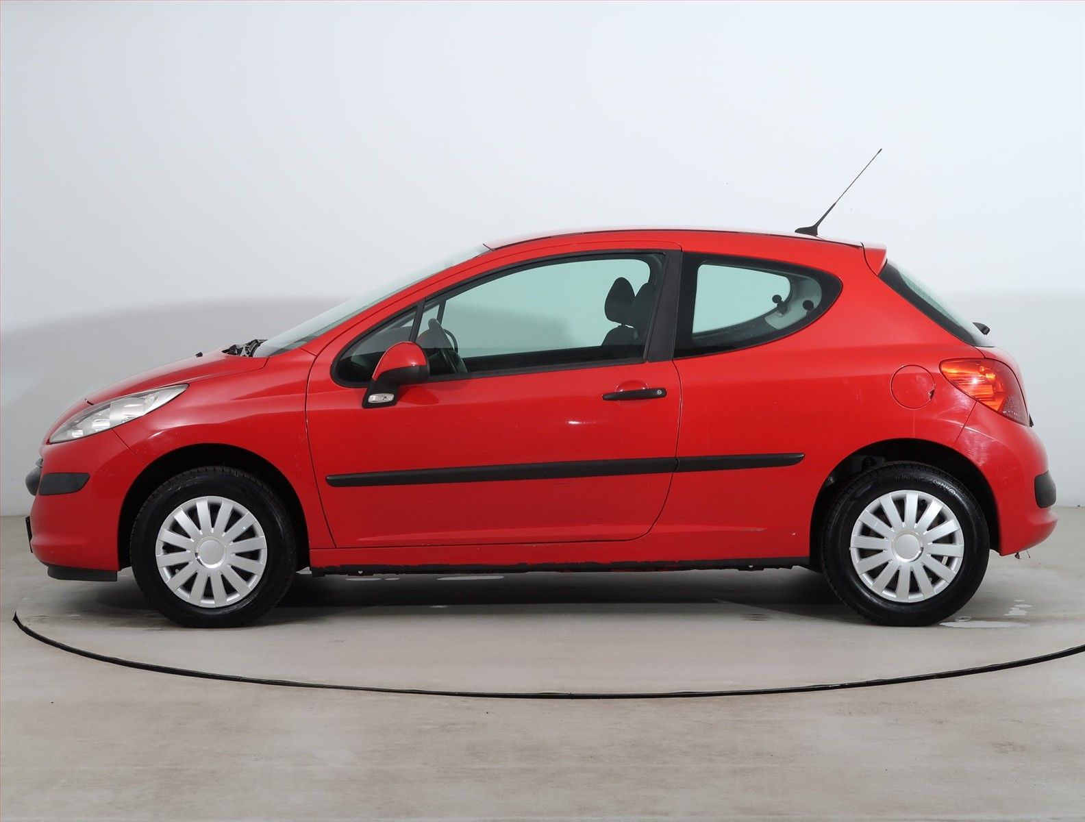 Peugeot 207, 1.4, plně pojízdný - fotka 3