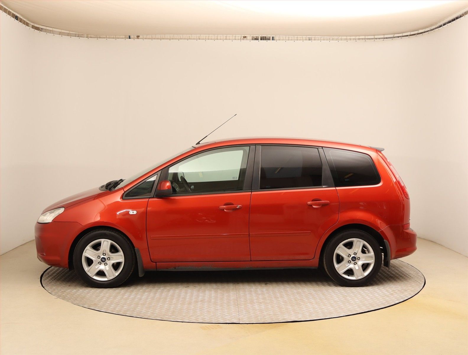 Ford C-MAX, 1.6 TDCi - fotka 3