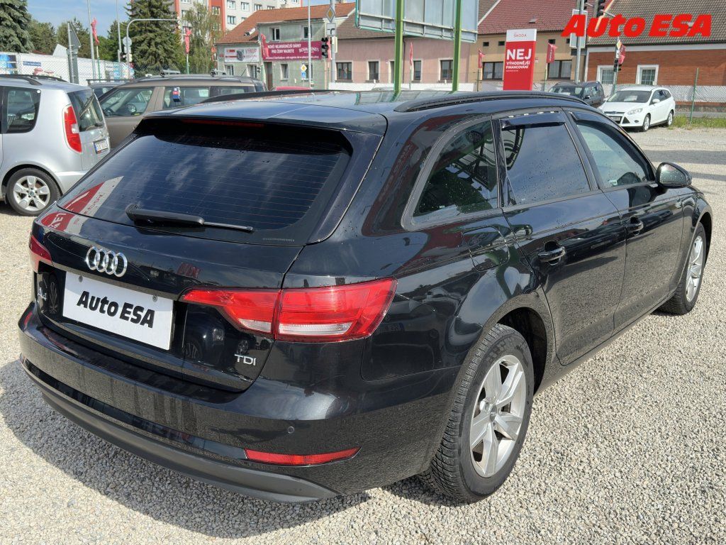 Audi A4, 2.0TDi - fotka 4