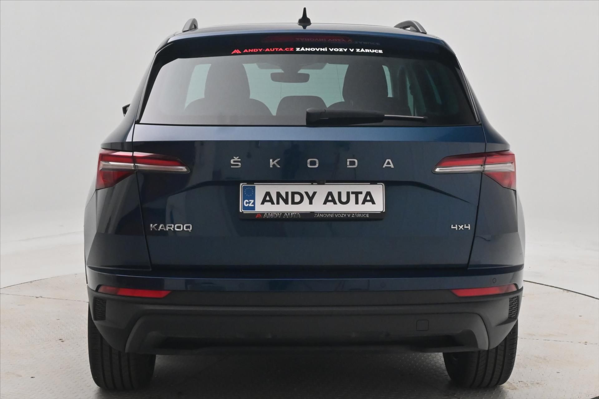 Škoda Karoq, 2,0 TDI 110kW 4x4 DSG TOUR Zár - fotka 6