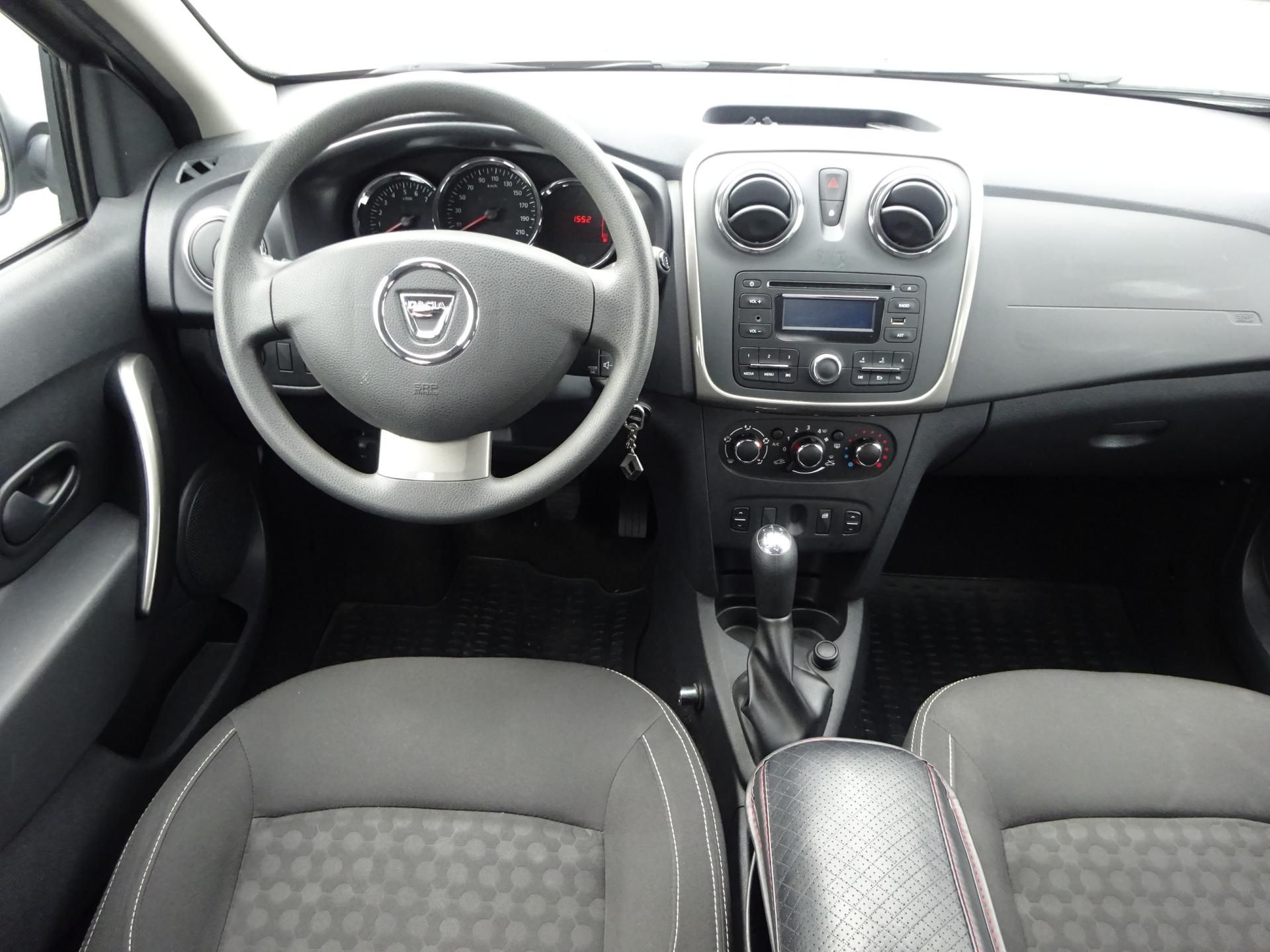 Dacia Sandero, 1.2 55kW 2.MAJITEL ČR KLIMA - fotka 6