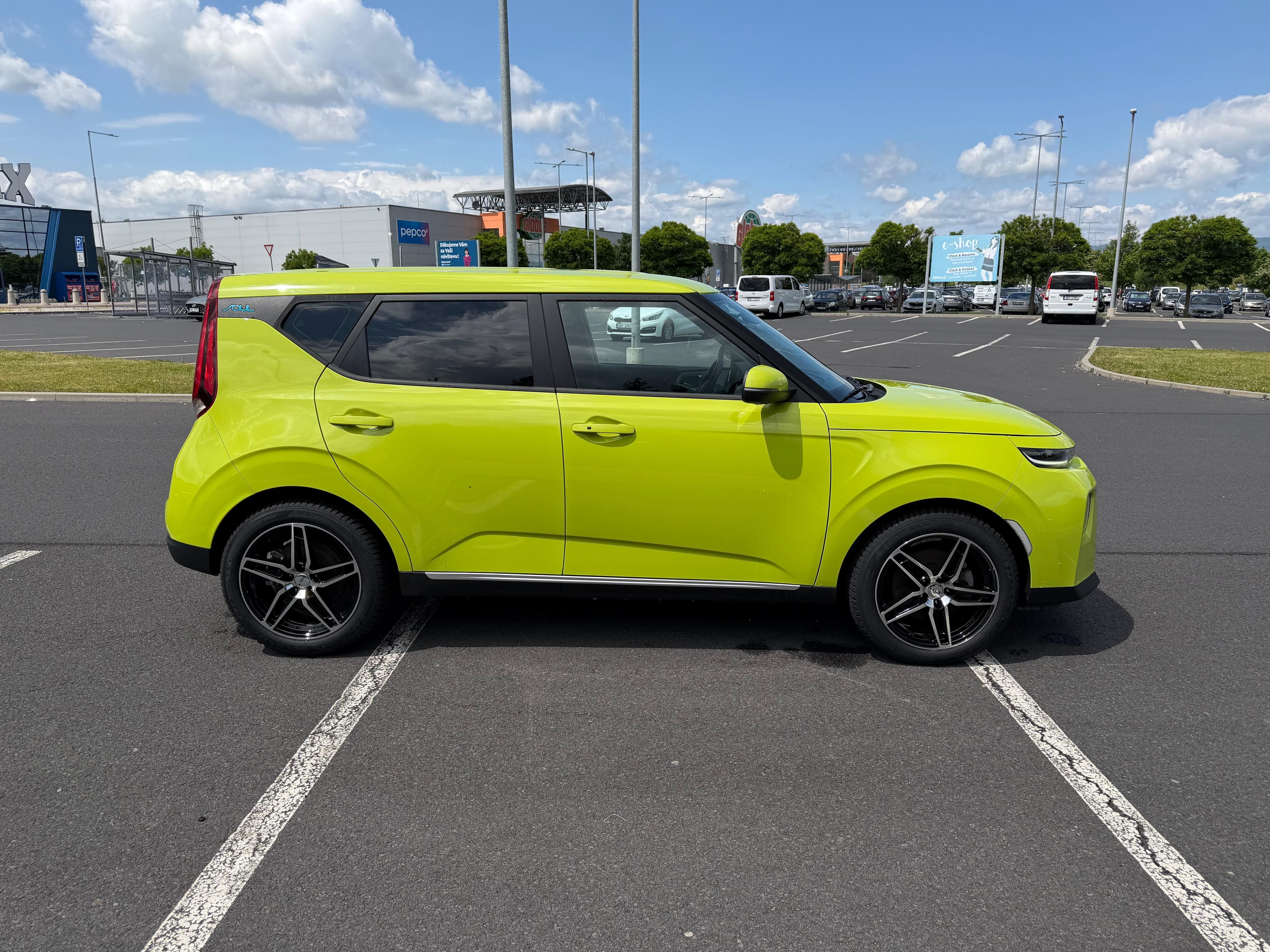 Kia e-Soul, Záruka 09/2028 DPH ACC 95%SoH - fotka 5