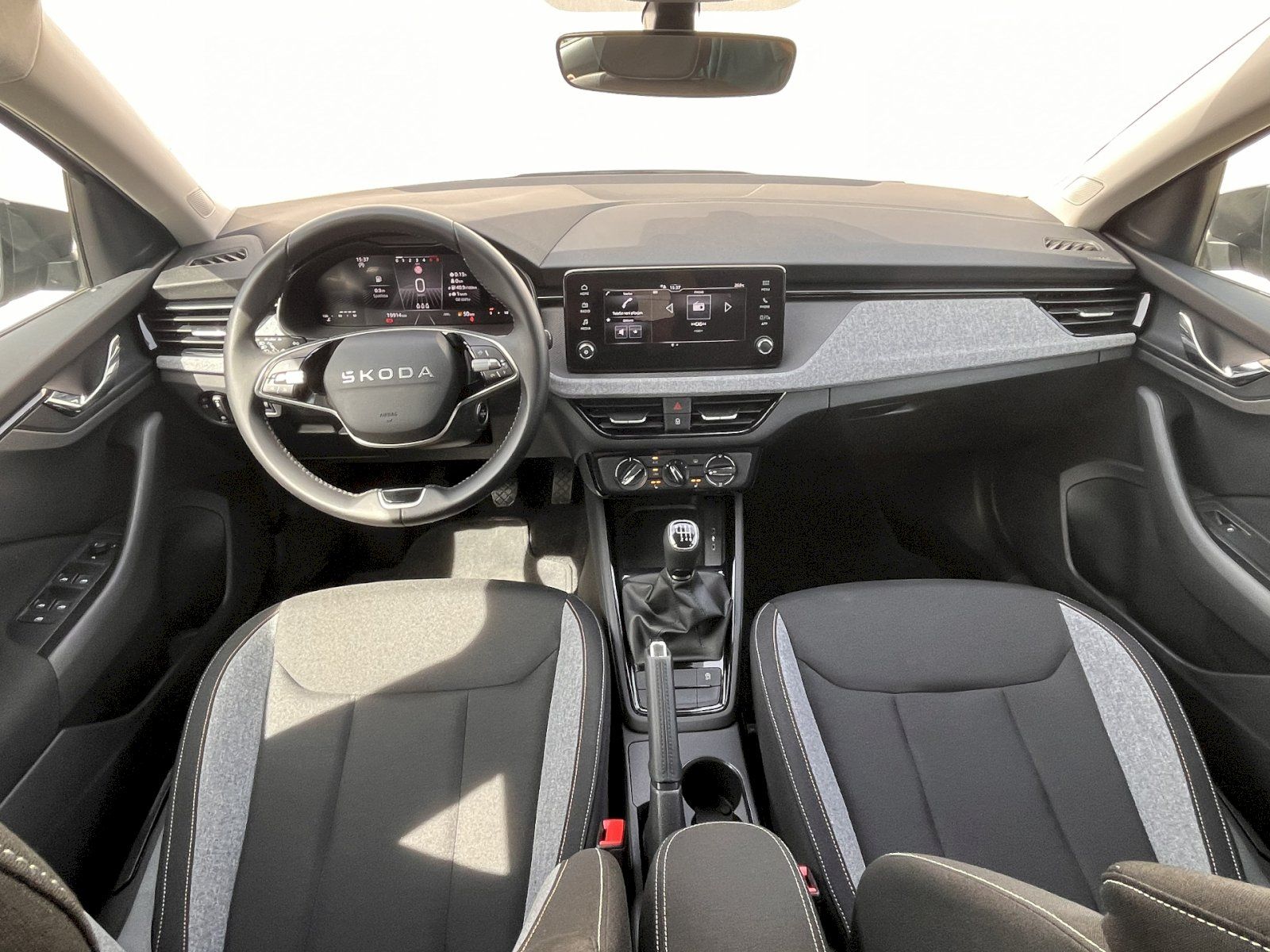 Škoda Scala, 1,0TSI 85KW SELECTION - fotka 5