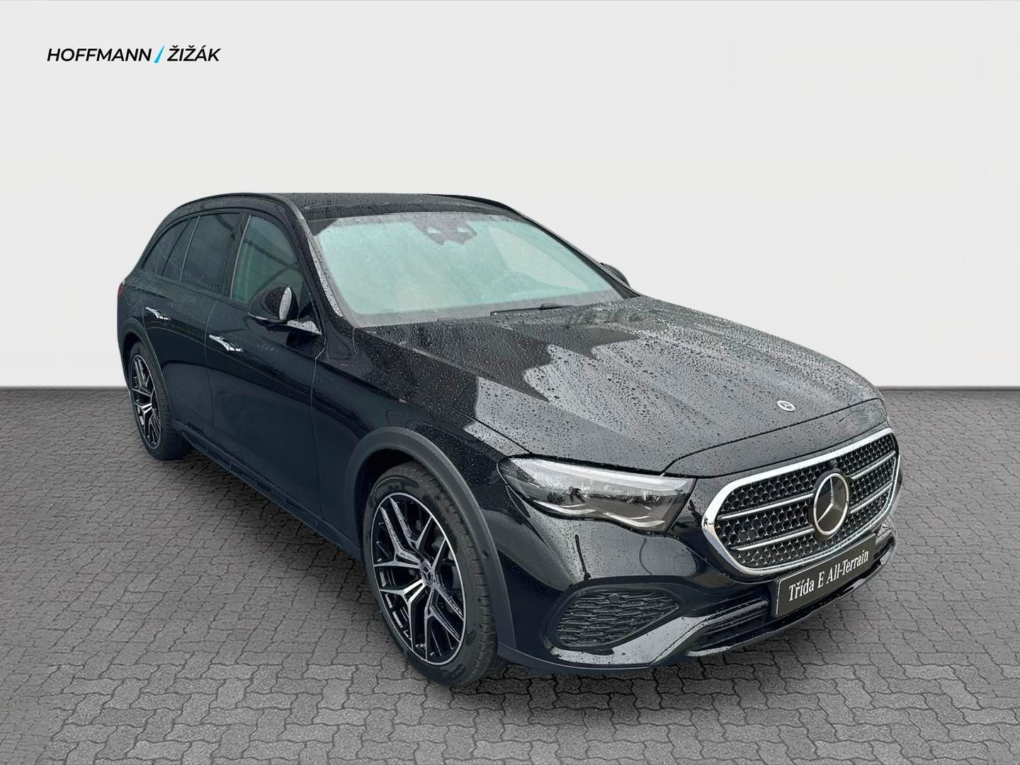 Mercedes-Benz Třídy E, 220 d 4MATIC All-Terrain - fotka 3