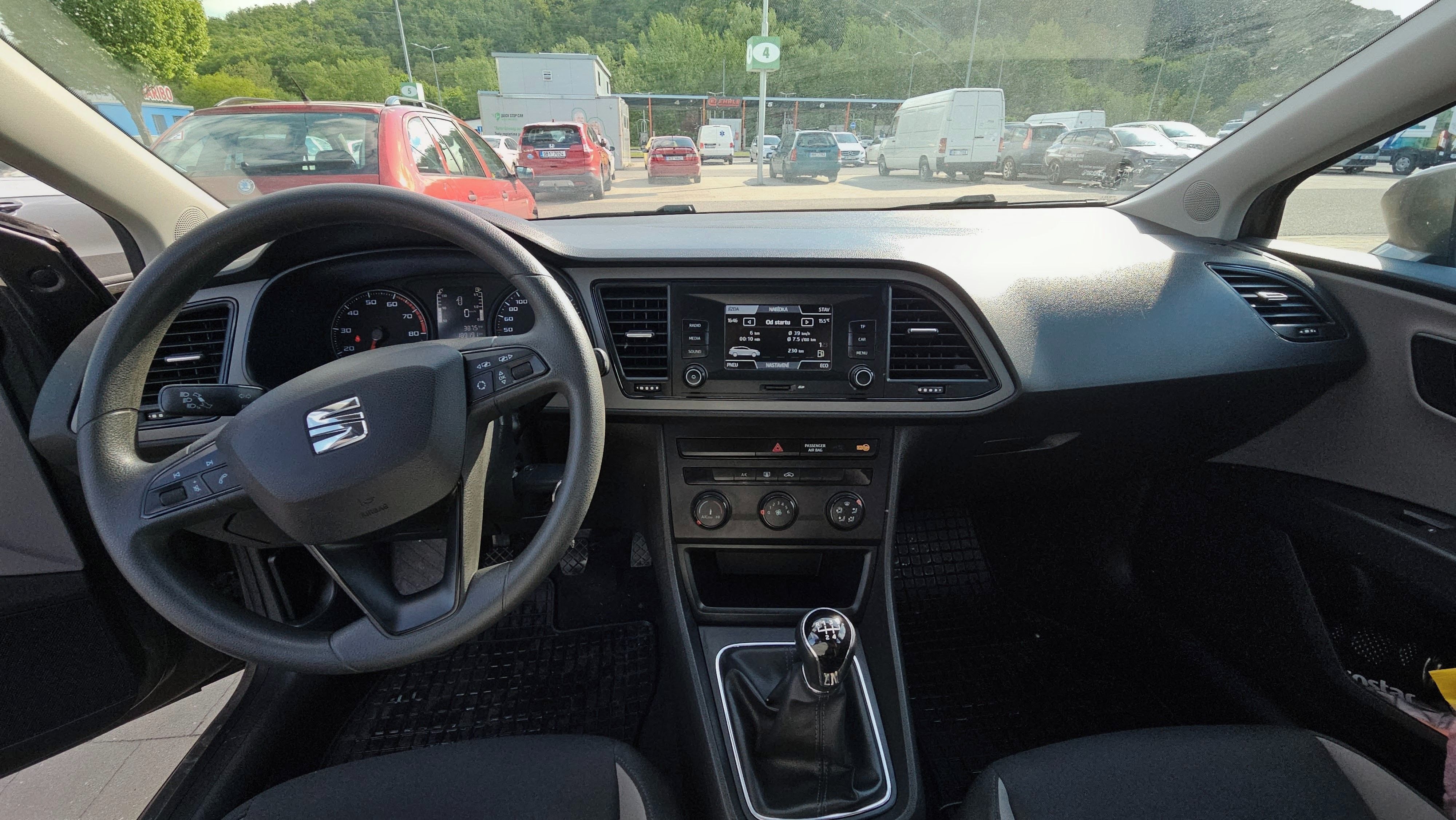 Seat Leon, Seat Leon kombi, 1.2 TSI, 77kW - fotka 6