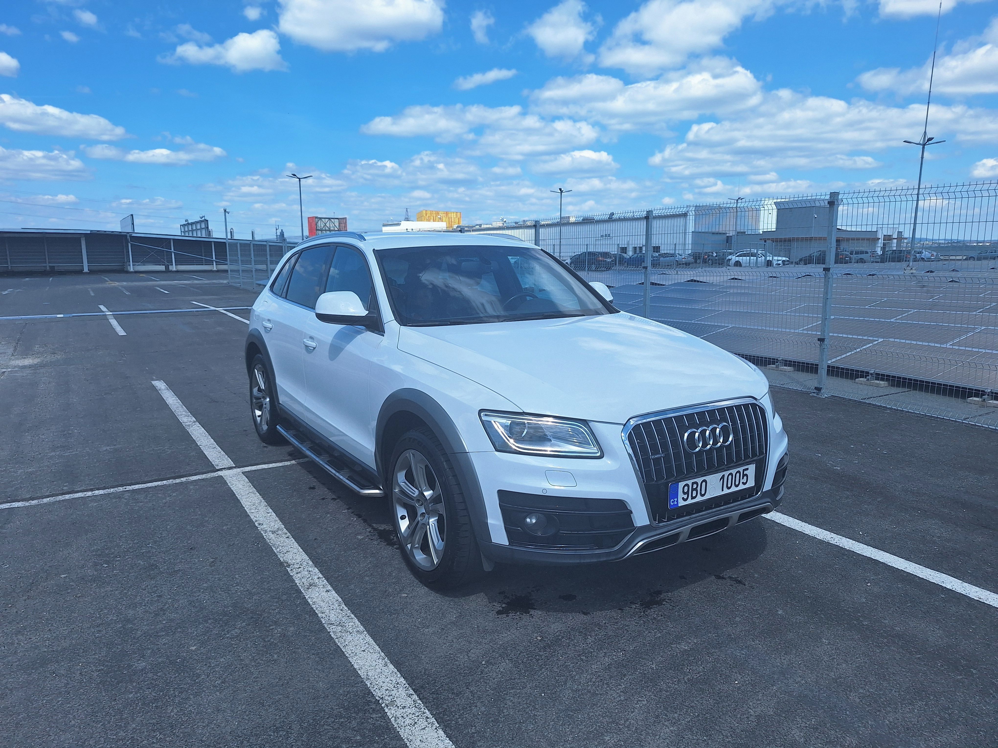 Audi Q5 - fotka 4