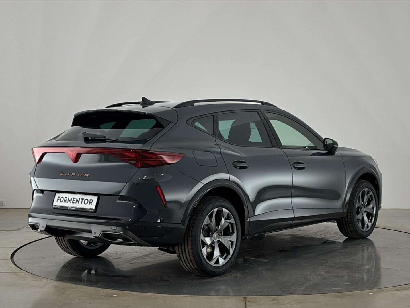 Cupra Formentor, 1.5 TSI / 110 kW - fotka 2