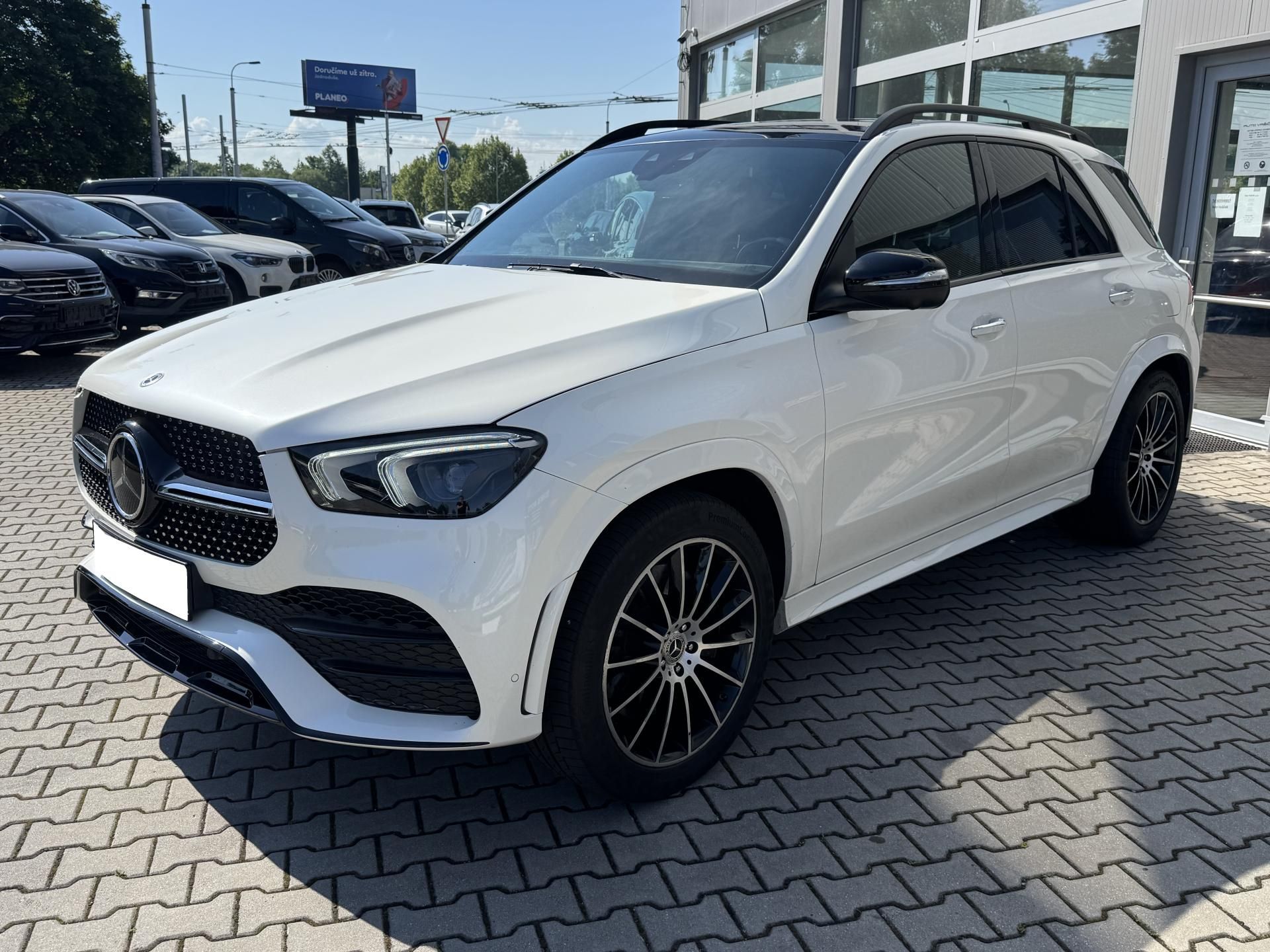 Mercedes-Benz GLE, GLE 350e 4M AMG PANORAMA - fotka 3