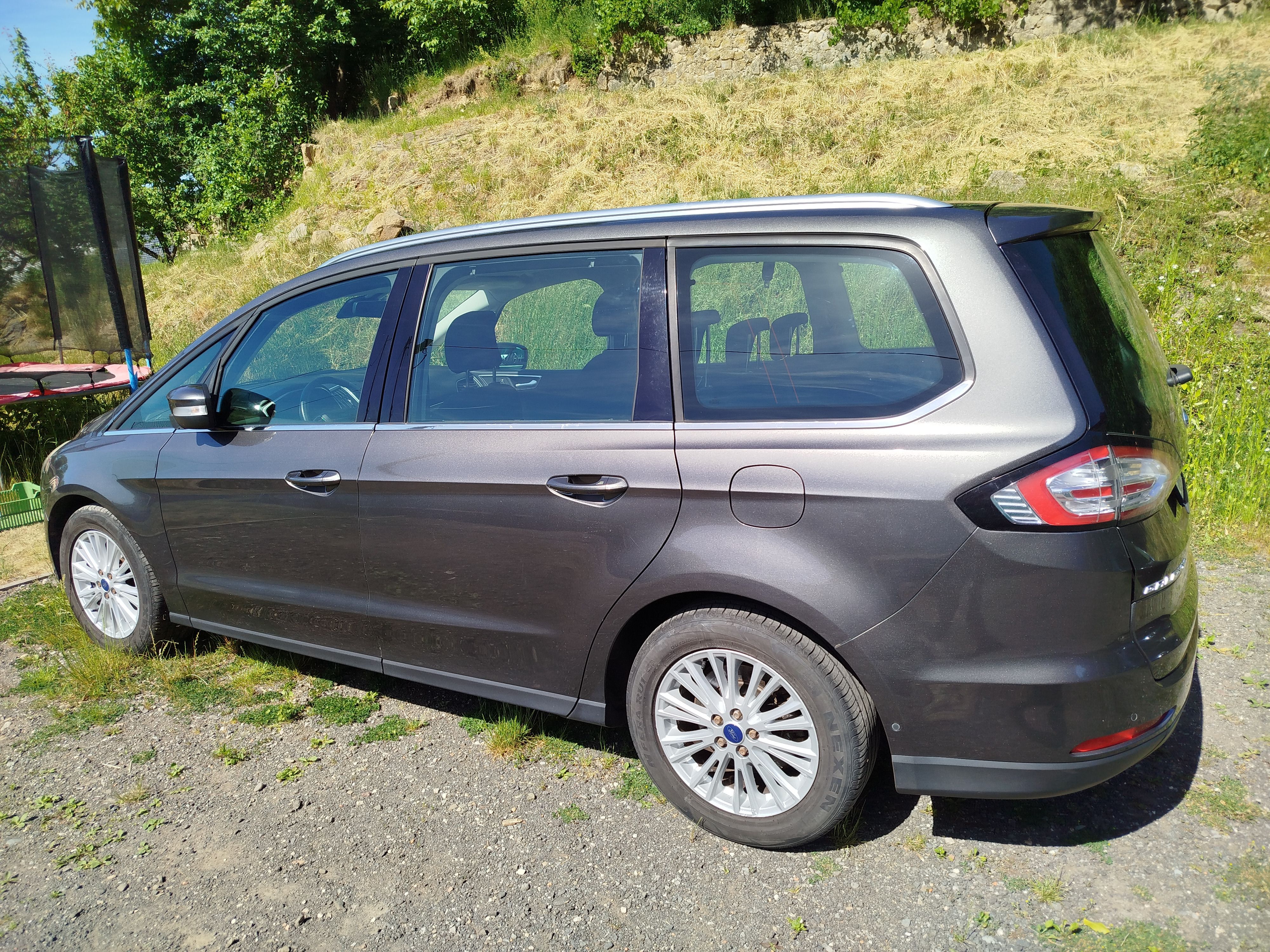 Ford Galaxy, 2.0 TDCi 7 míst - fotka 2