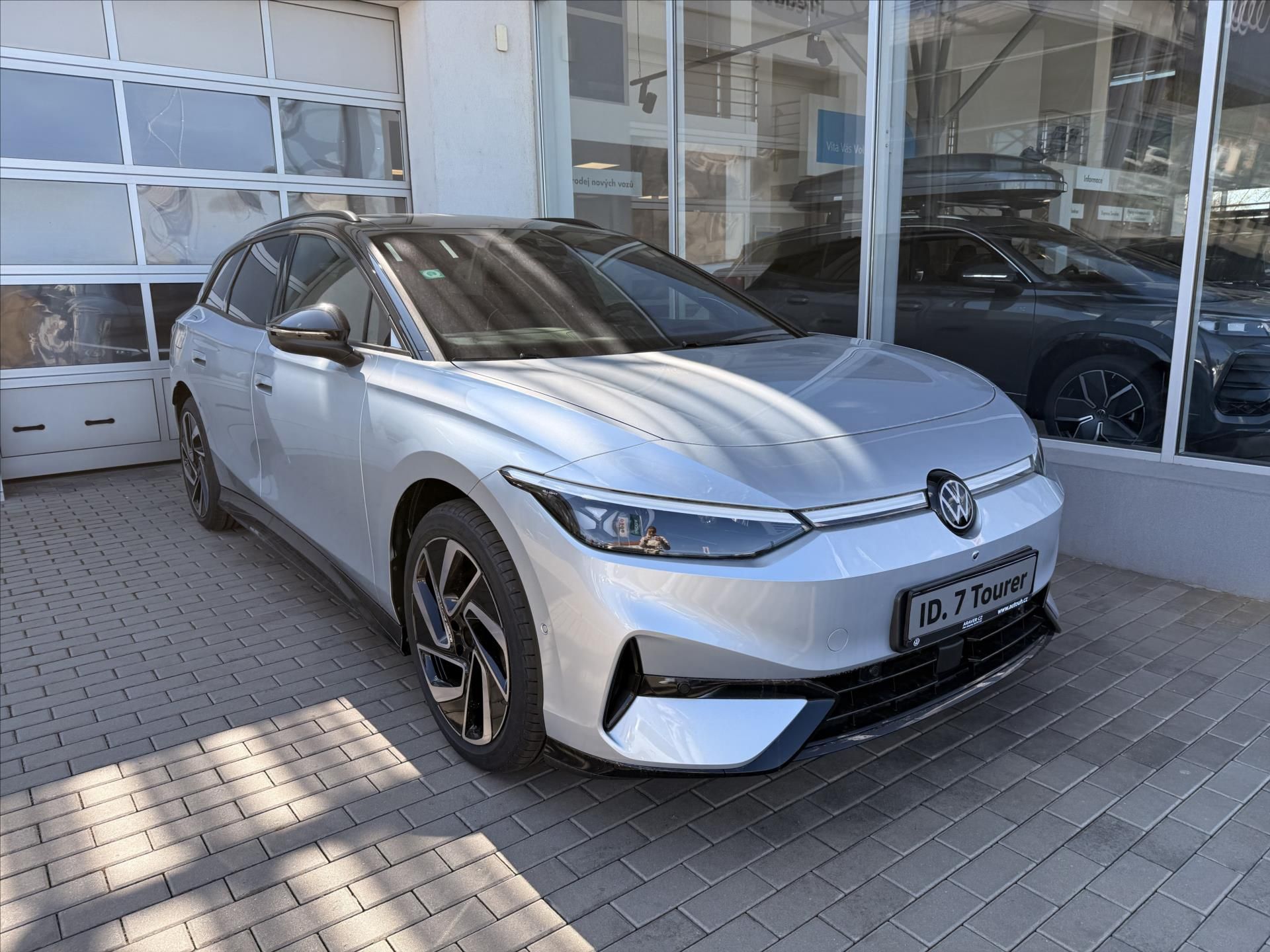 Volkswagen ID.7 Tourer, 210 kW 77kWh  Pro People - fotka 3