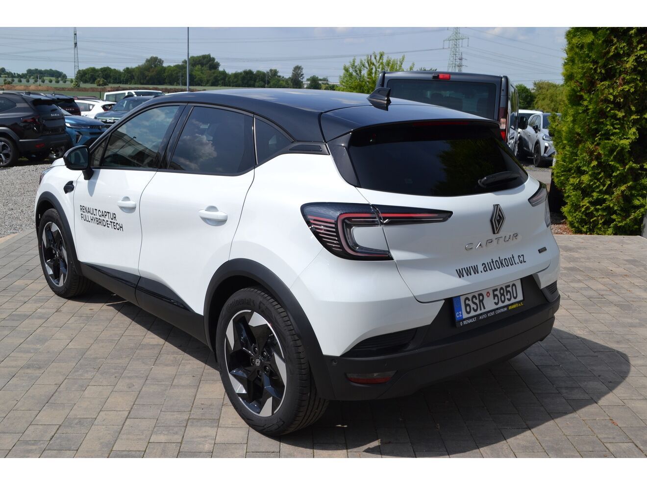 Renault Captur, techno E-Tech full hybrid 160 - fotka 3