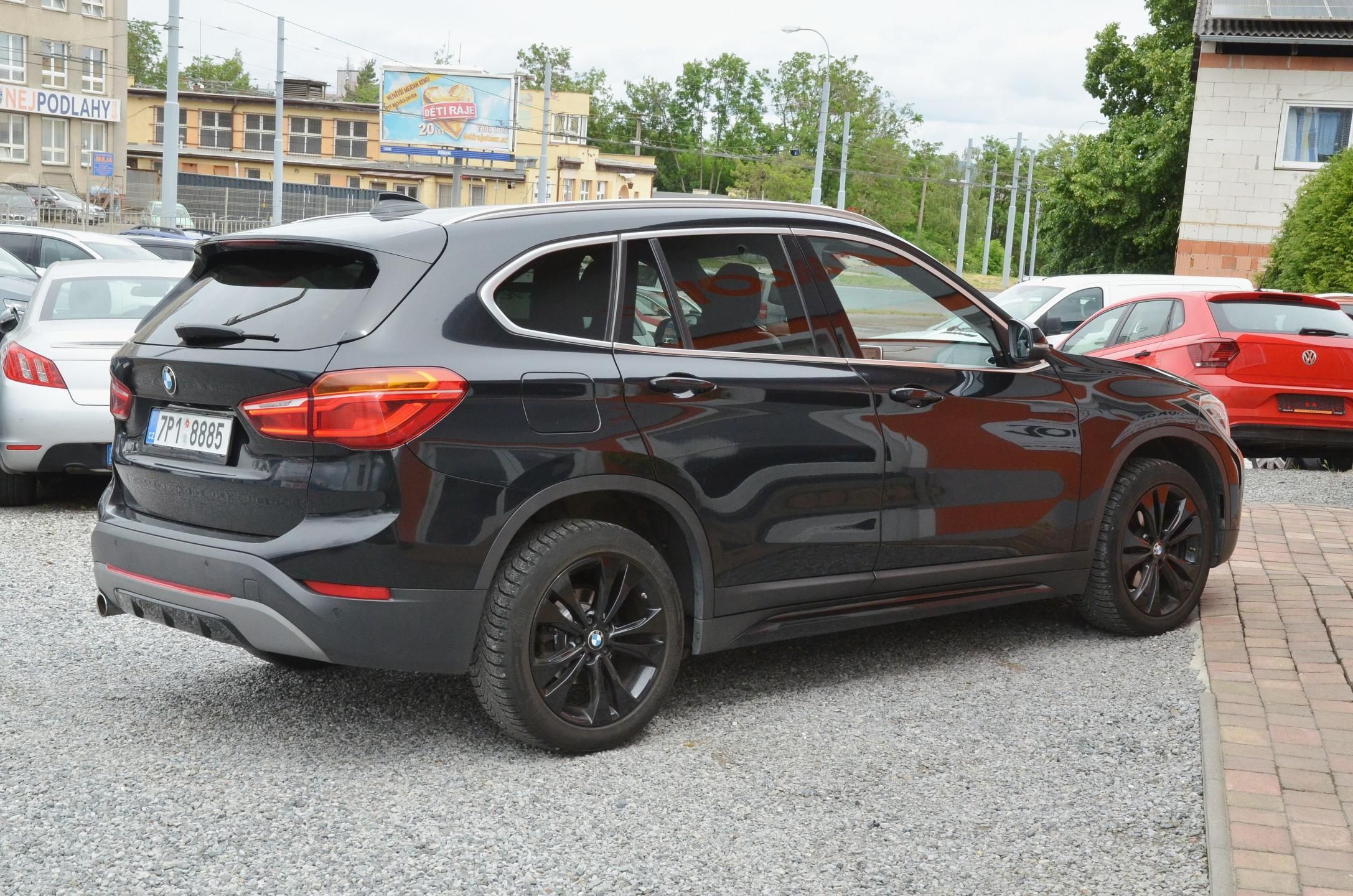 BMW X1, sDrive 18d 110kW SPORT / LED - fotka 6