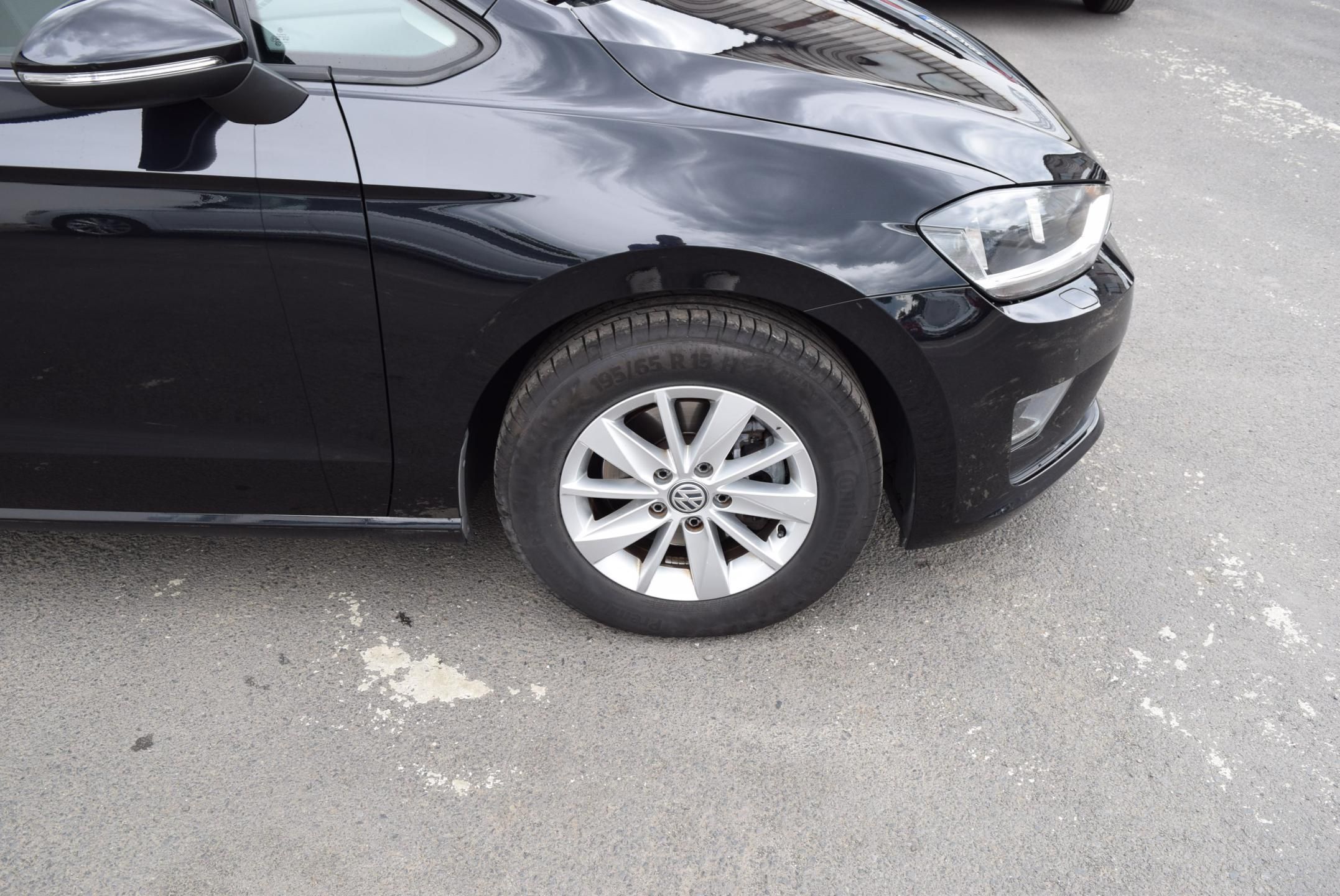 Volkswagen Golf Sportsvan, 1.4TSI 92kw CLBMT TAŽNÉ NAVI - fotka 5