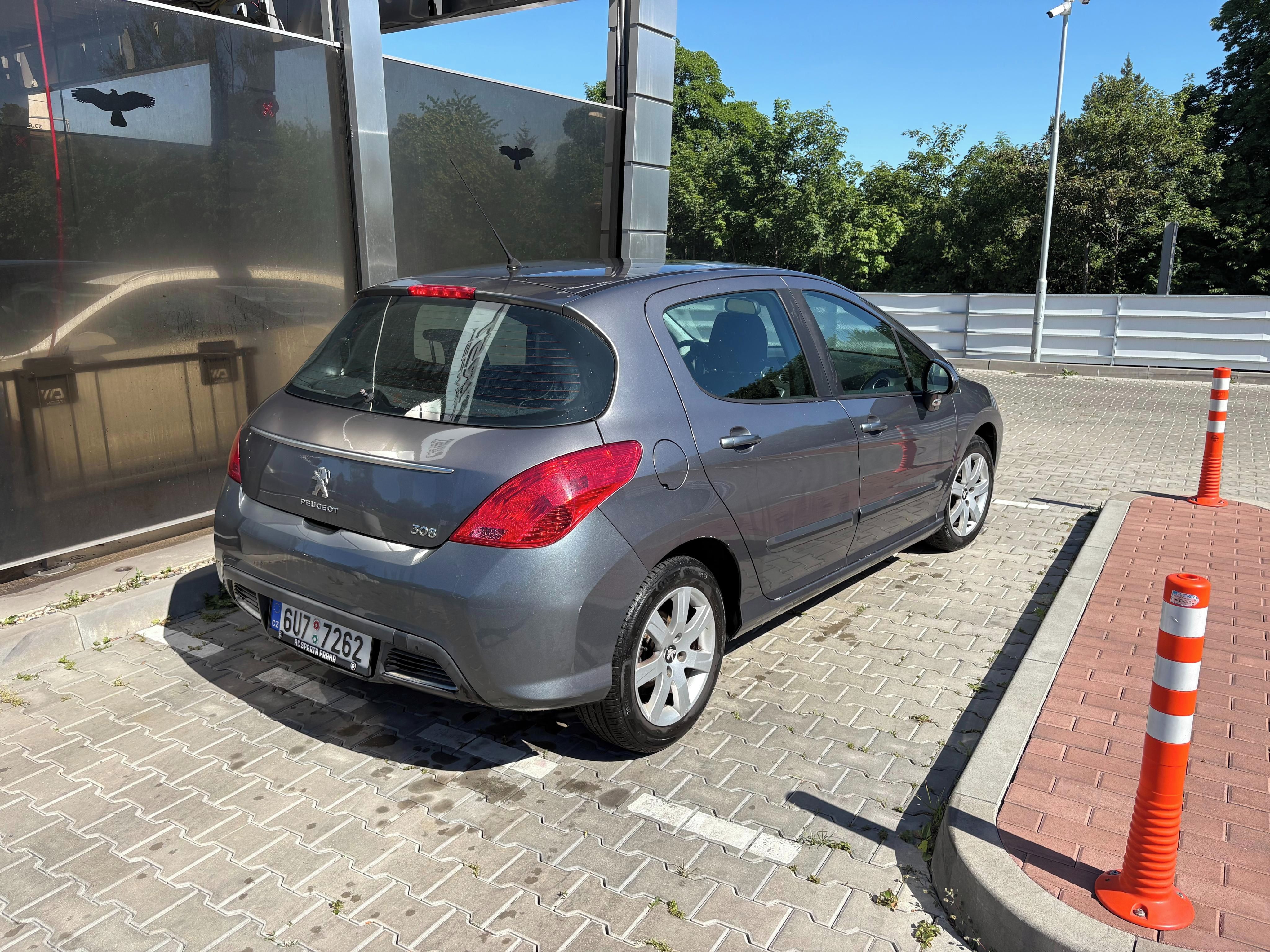 Peugeot 308 - fotka 6