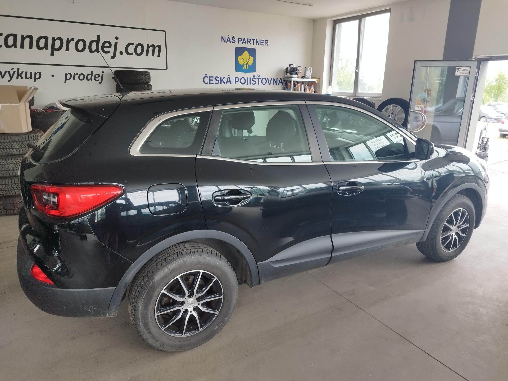Renault Kadjar, 1,2TCE,96KW,LED,ALU,SERVISKA - fotka 5