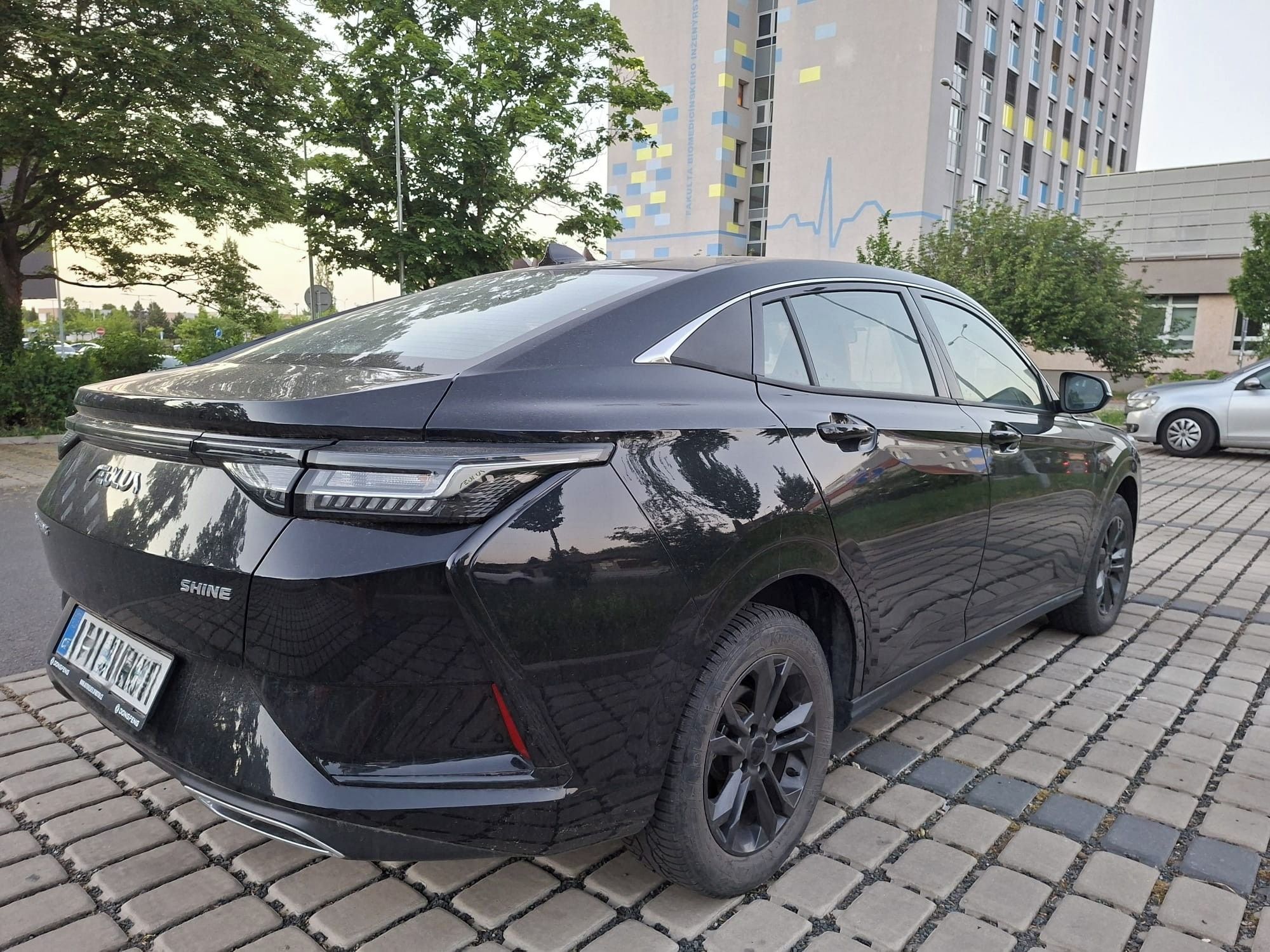 Dongfeng Shine - fotka 4