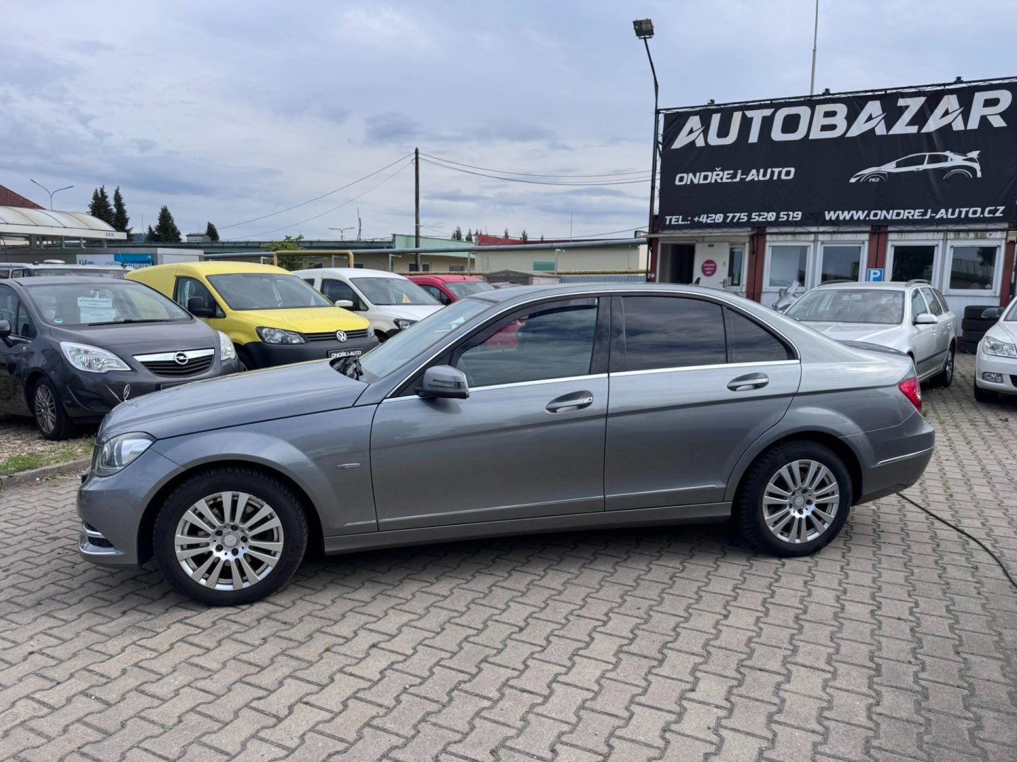 Mercedes-Benz Třídy C, 200 1,8 CGI 135 KW ROZVODY - fotka 3