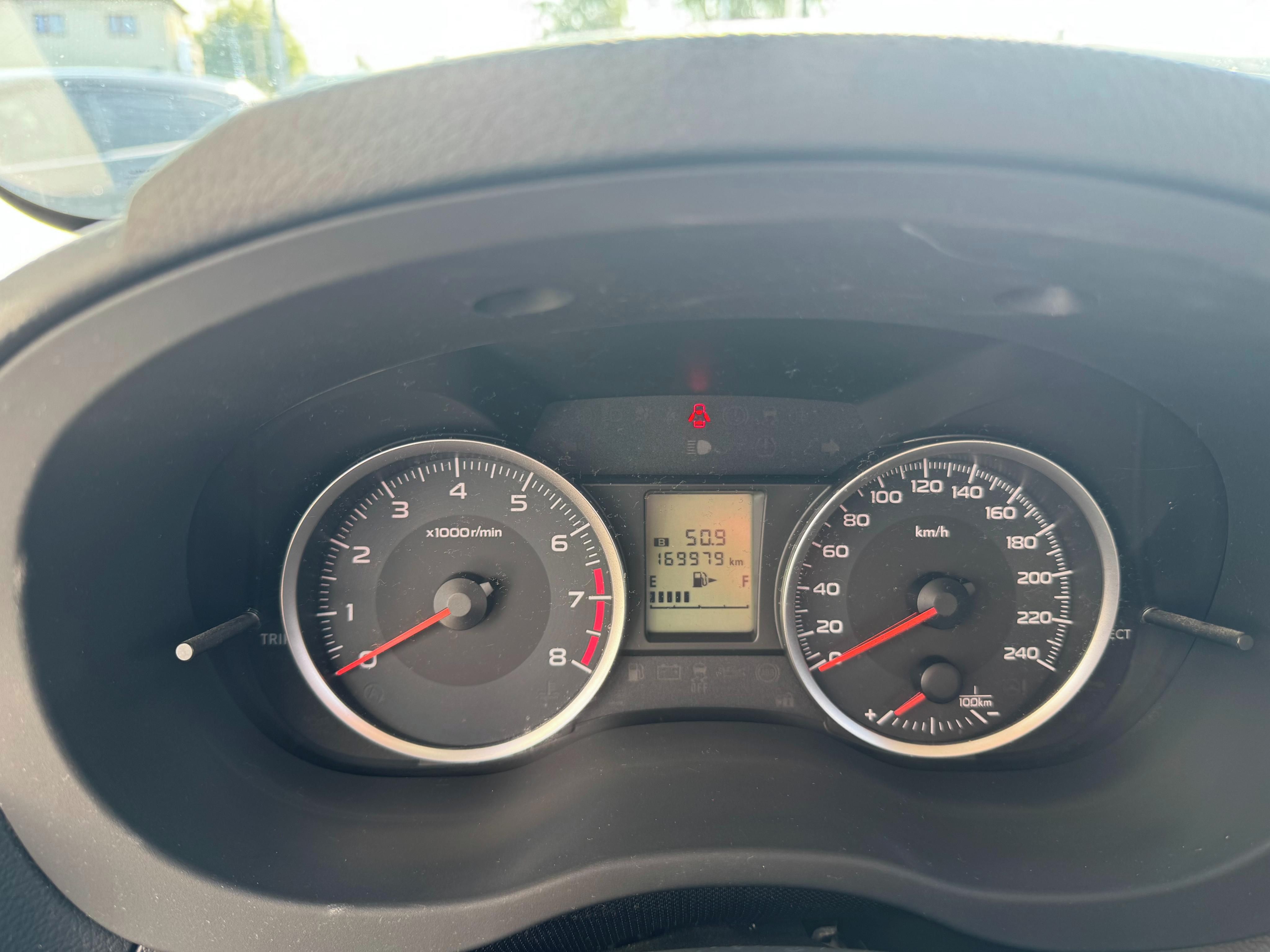 Subaru Forester, Forester ACTIVE 1.MAJITEL 6 MT - fotka 4