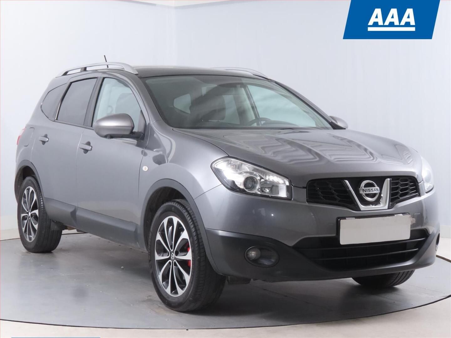 Nissan Qashqai, 1.6 i, 7 míst, Navi