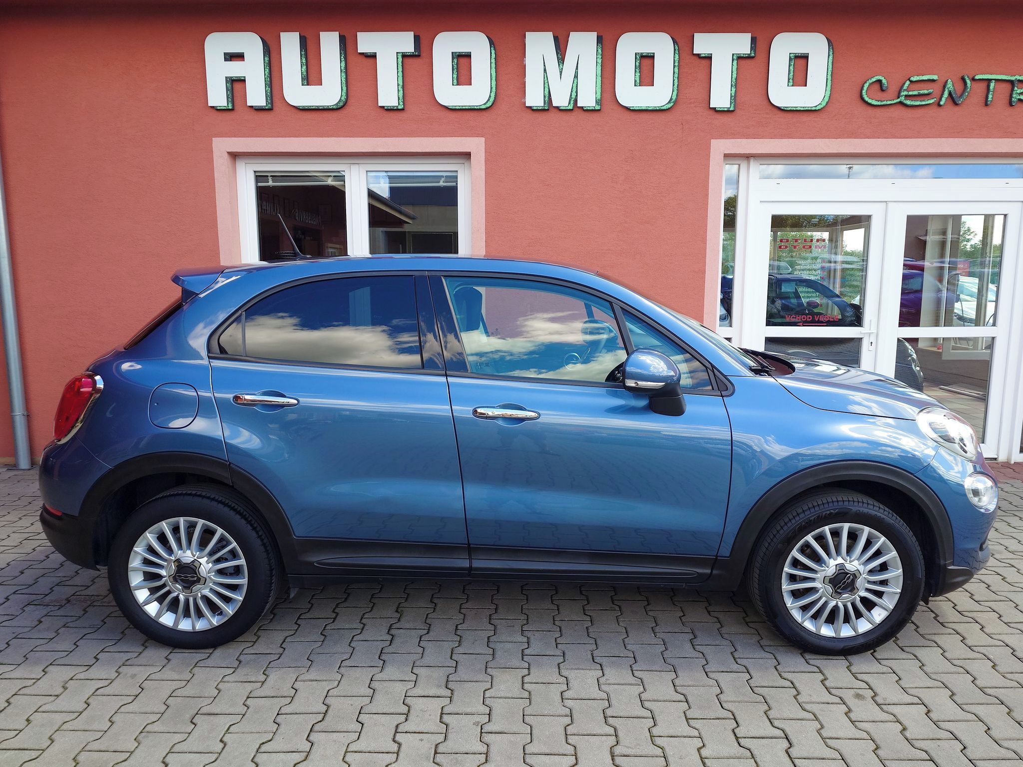 Fiat 500X, 1.6 81KW E-TORQ Lounge - fotka 4