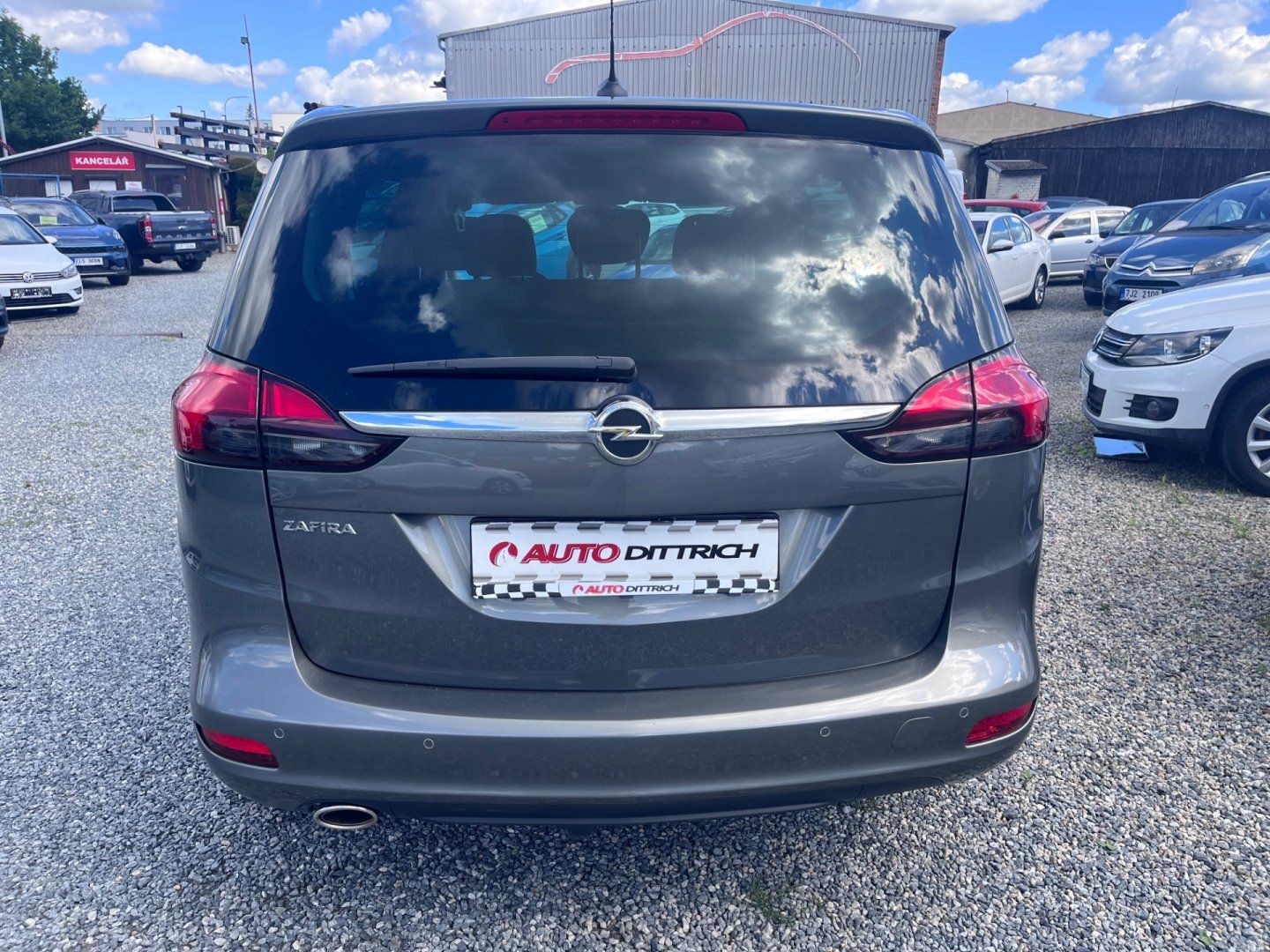 Opel Zafira, 1.6 TAŽNÝ - fotka 6