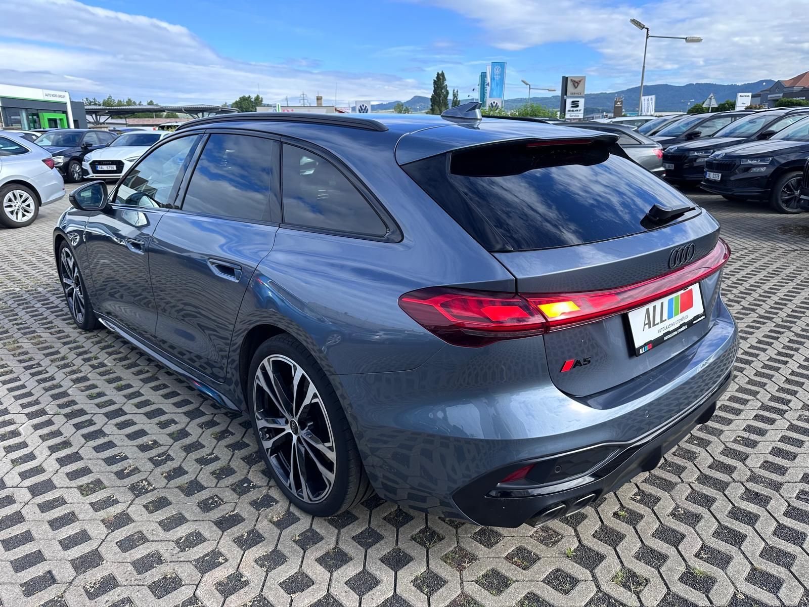 Audi A5, 2,0 TDI Quattro S-LINE - fotka 5