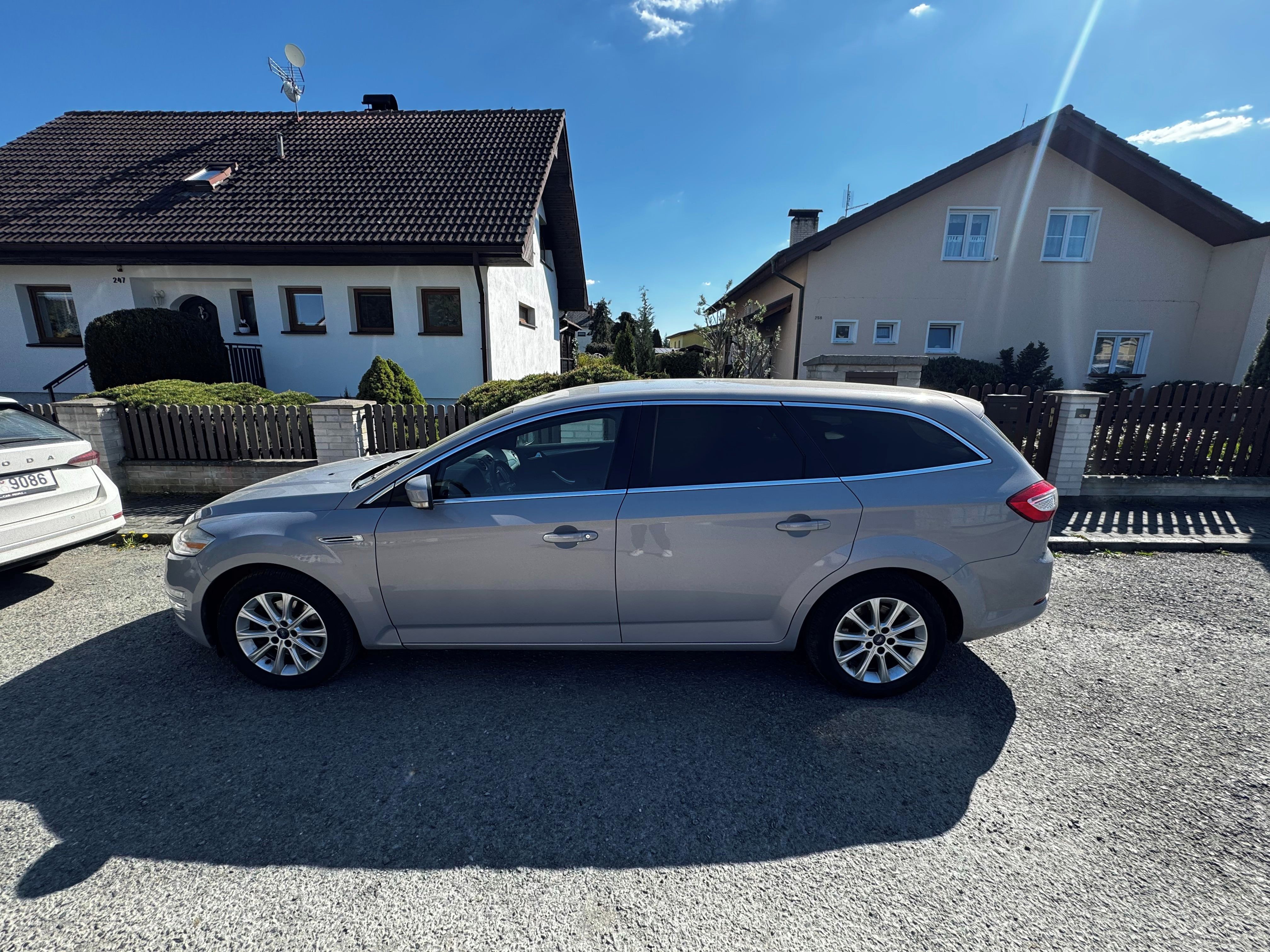 Ford Mondeo, Ford Mondeo mk4 2.0TDCI 103kw - fotka 5
