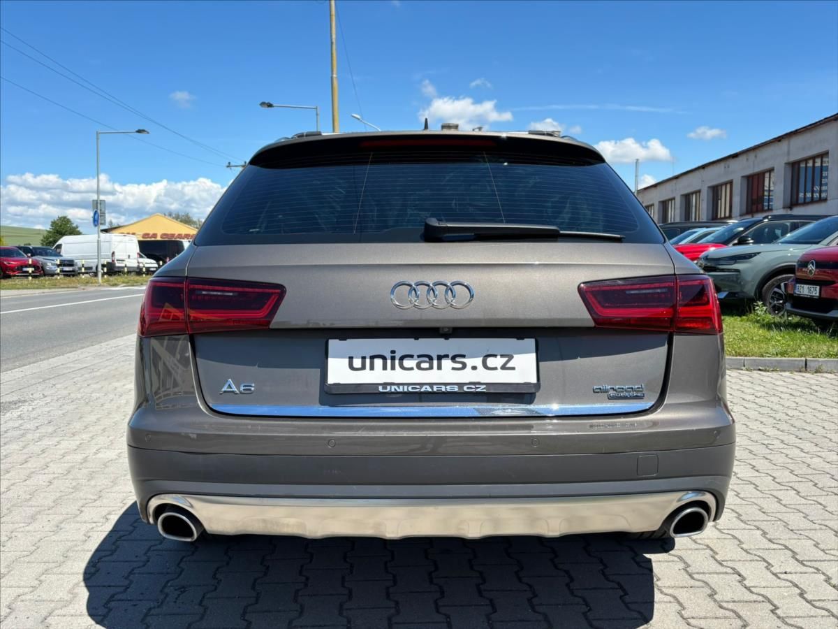 Audi A6 allroad, 3,0 TDI  quattro S tronicCZ DP - fotka 5