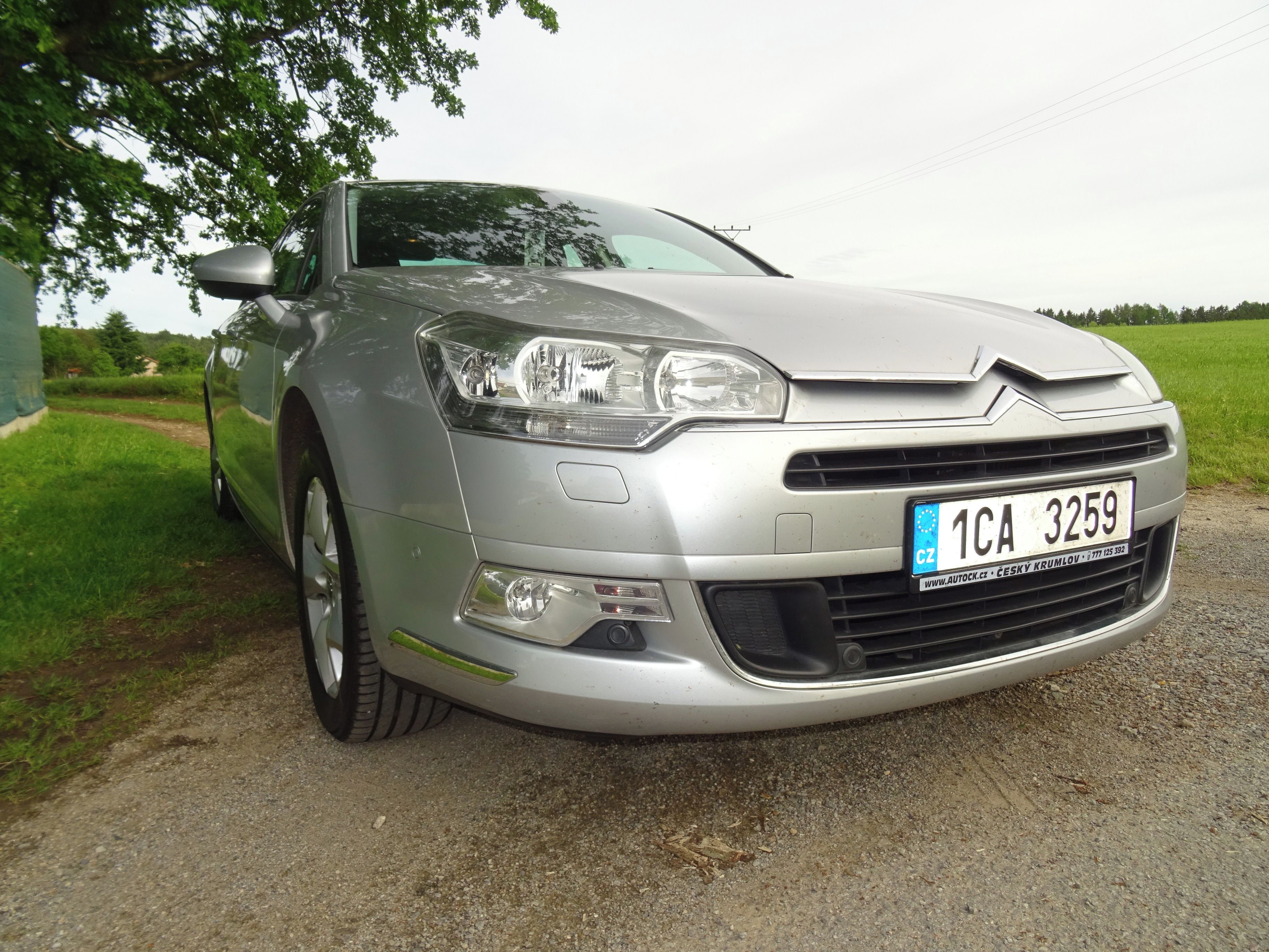 Citroën C5, 1,6HDi 2x kola,tažné,pěkná výb - fotka 2