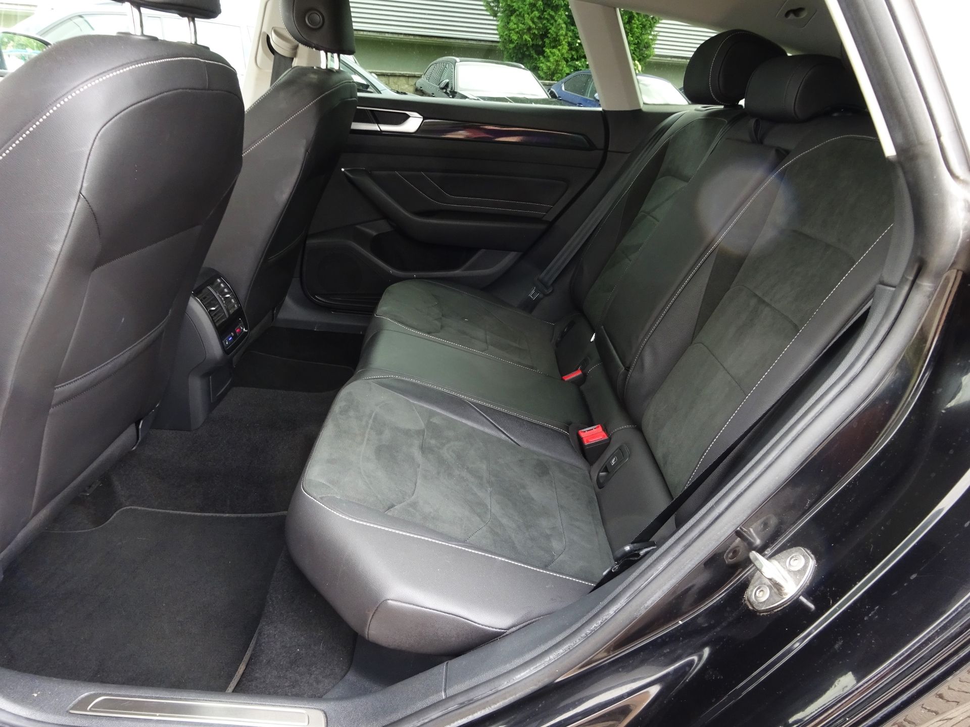 Volkswagen Arteon Shooting Brake, 2,0TDi / 140kW DSG Elgance - fotka 6