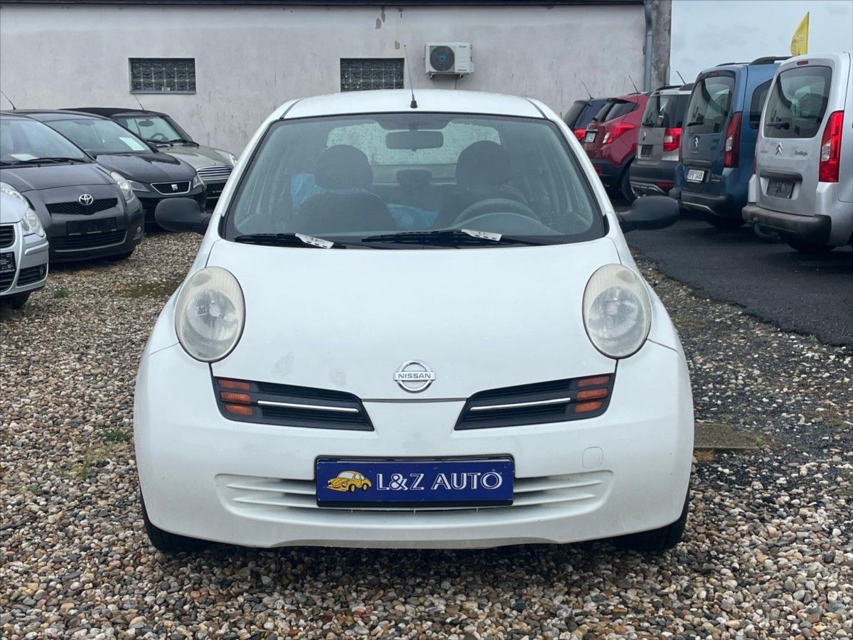 Nissan Micra, 1,0 i - fotka 3