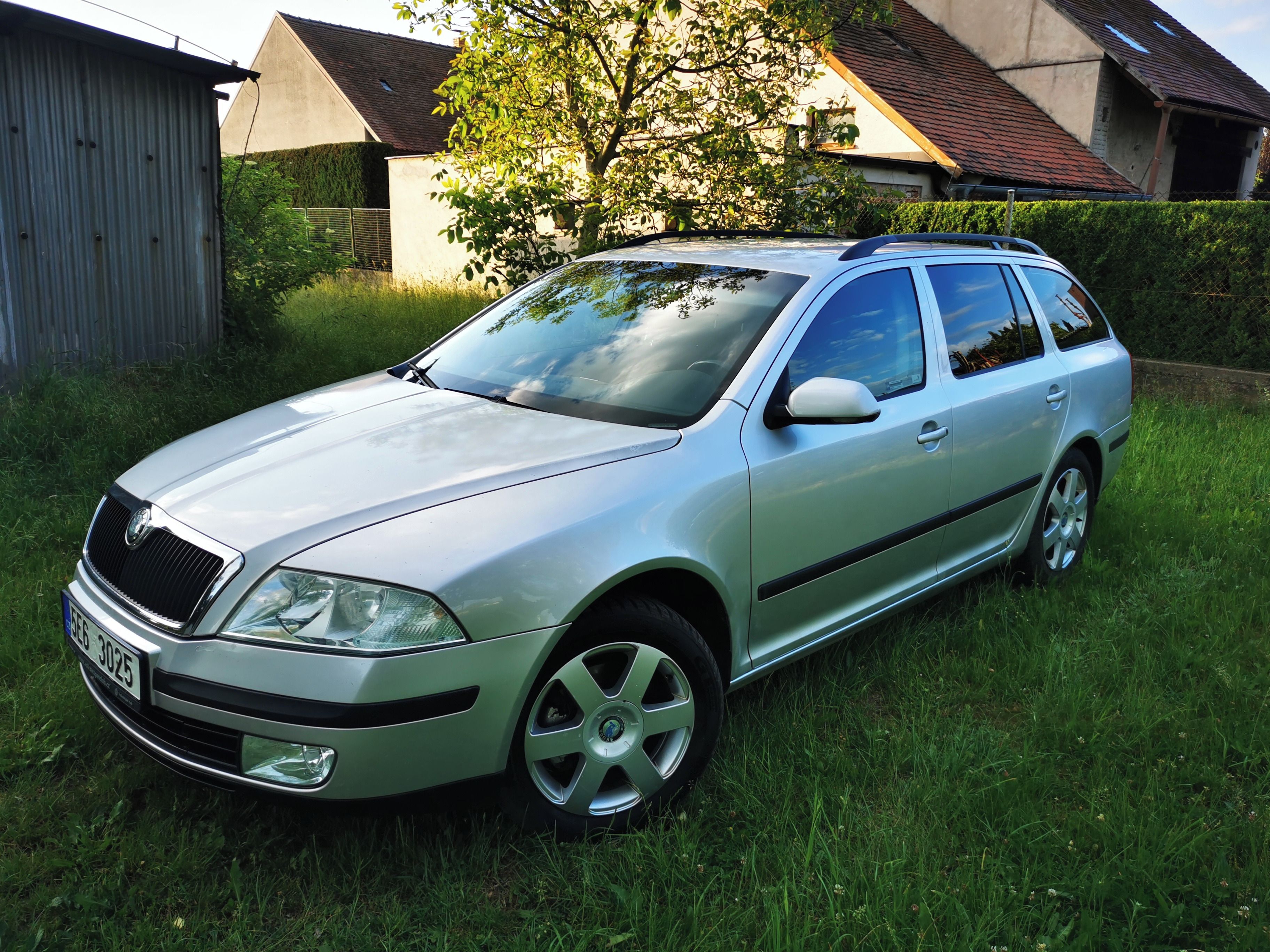 Škoda Octavia, Combi 2.0tdi , nové vstřiky - fotka 2