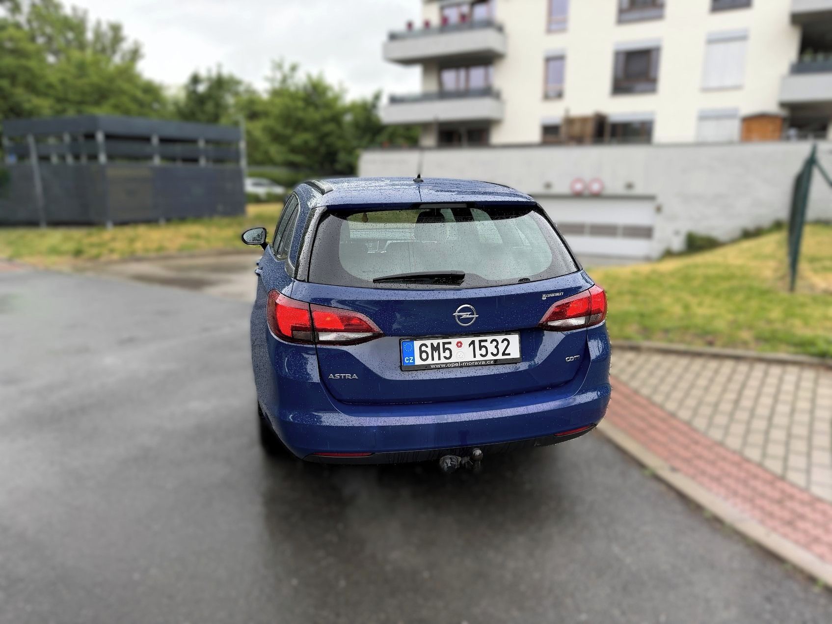 Opel Astra, ST 1.6 CDTI 81 kW tažné - fotka 4