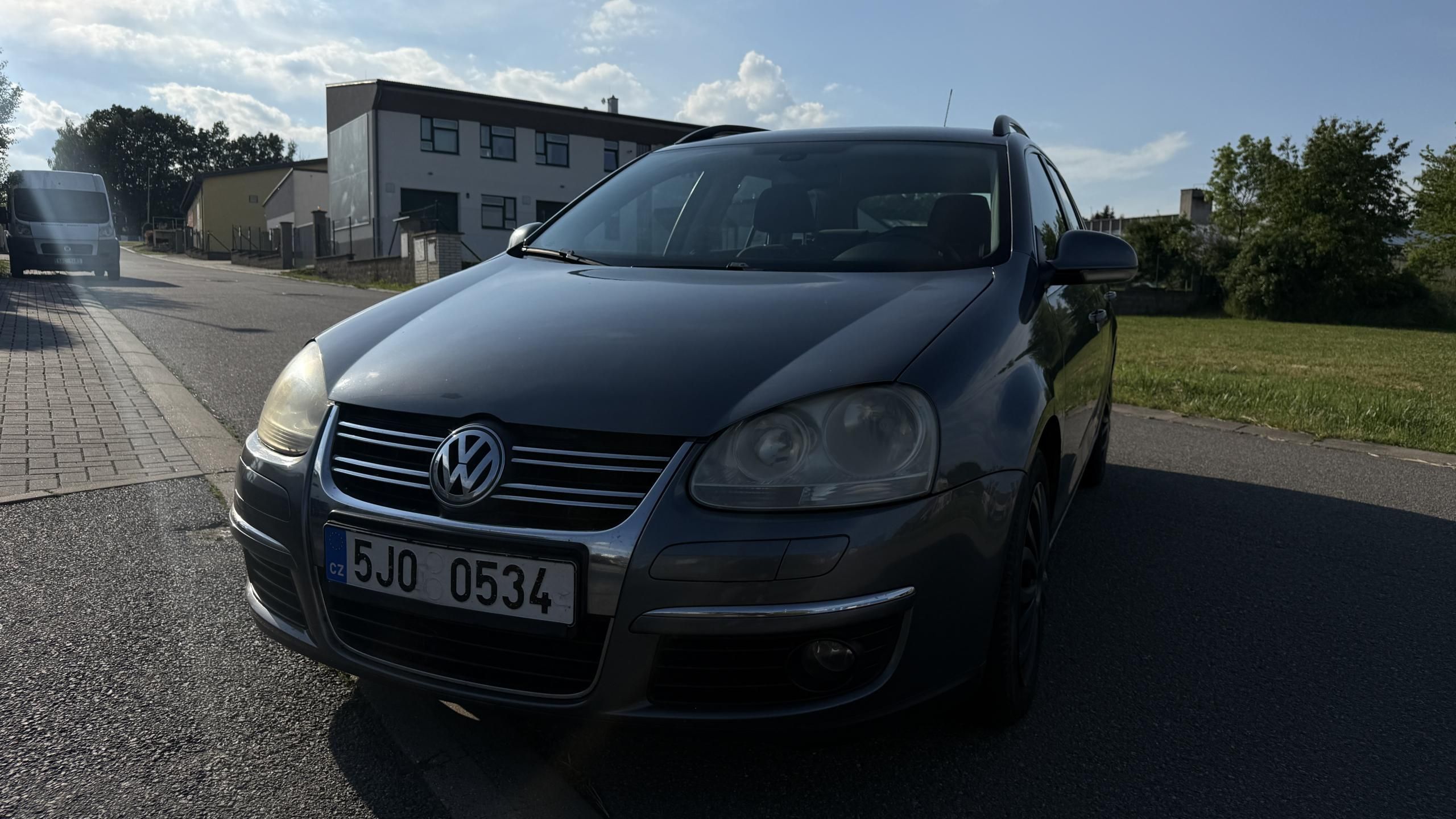Volkswagen Golf Variant, 2.0TDI DSG 103KW - fotka 3