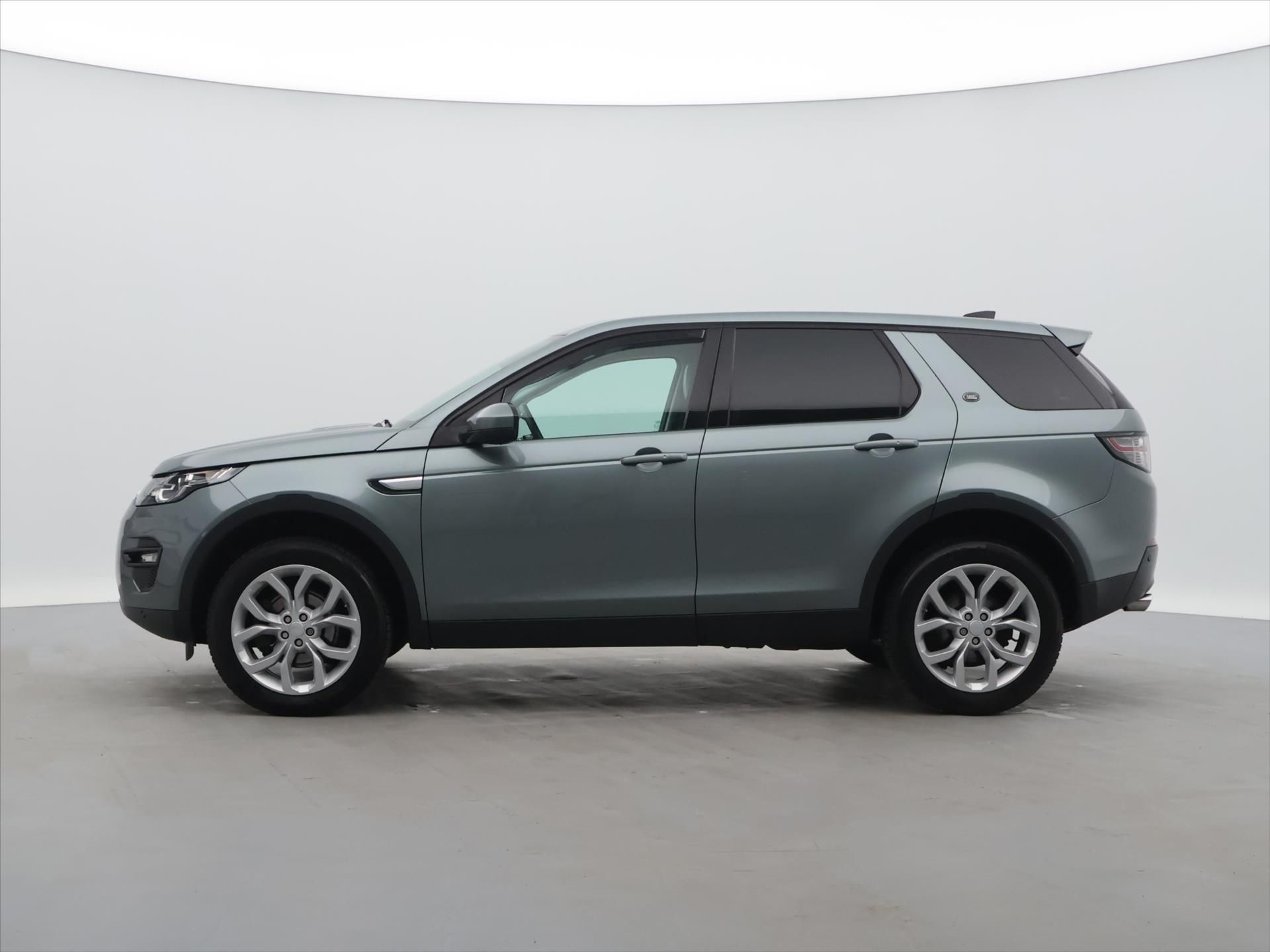 Land Rover Discovery, 2,0 TD4 SE 132KW 4WD CZ SPORT - fotka 4